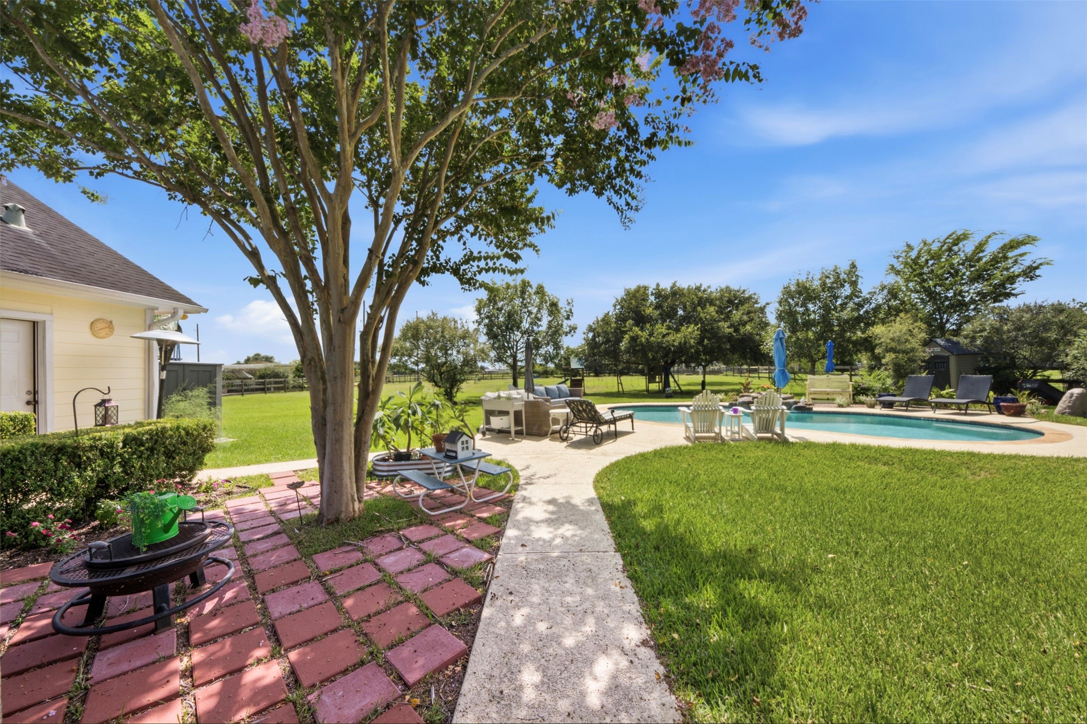 1727 Wild Mustang Canyon Lane Property Photo 31