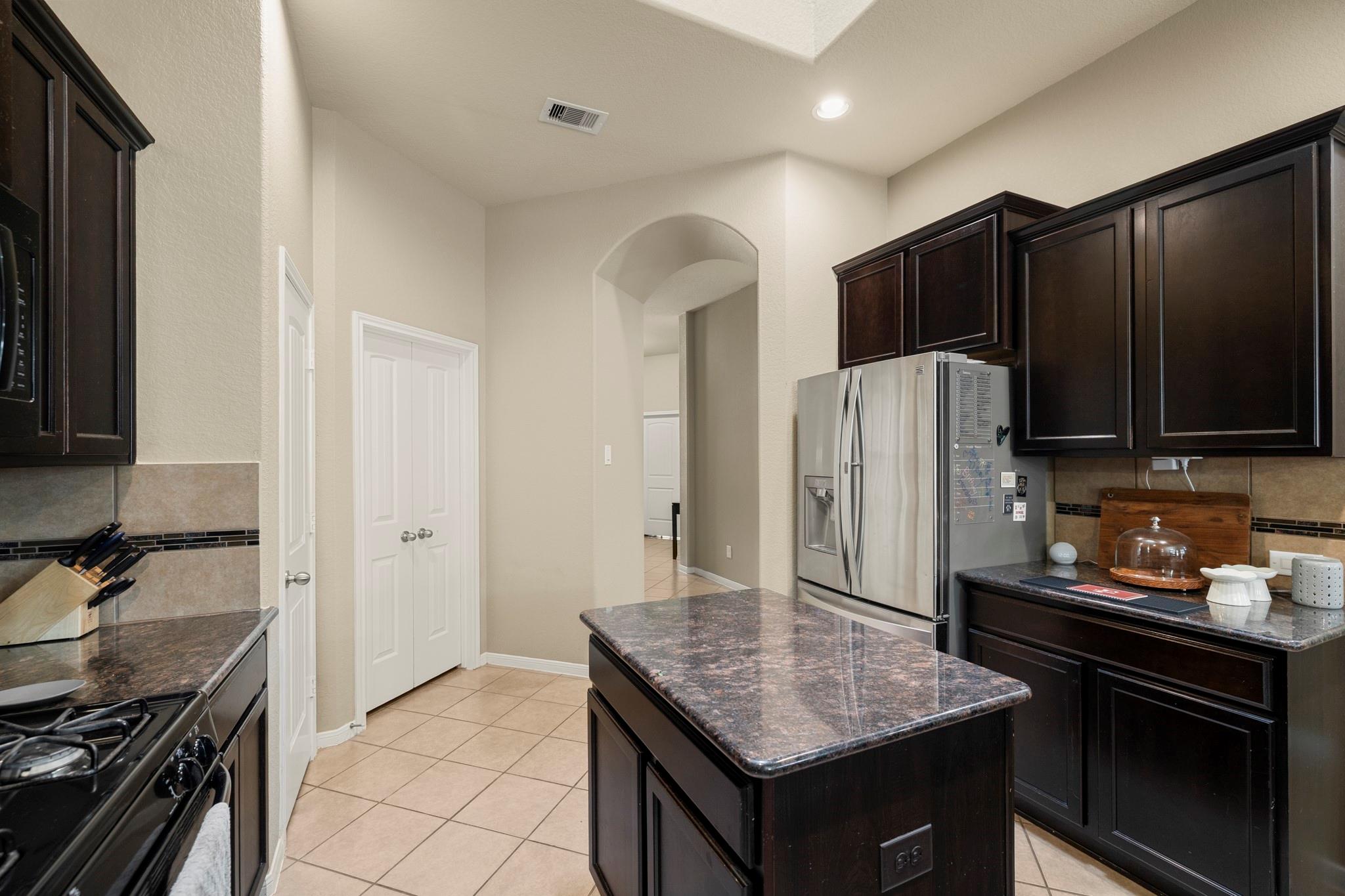 1046 Cedar Lake Court Property Photo 9