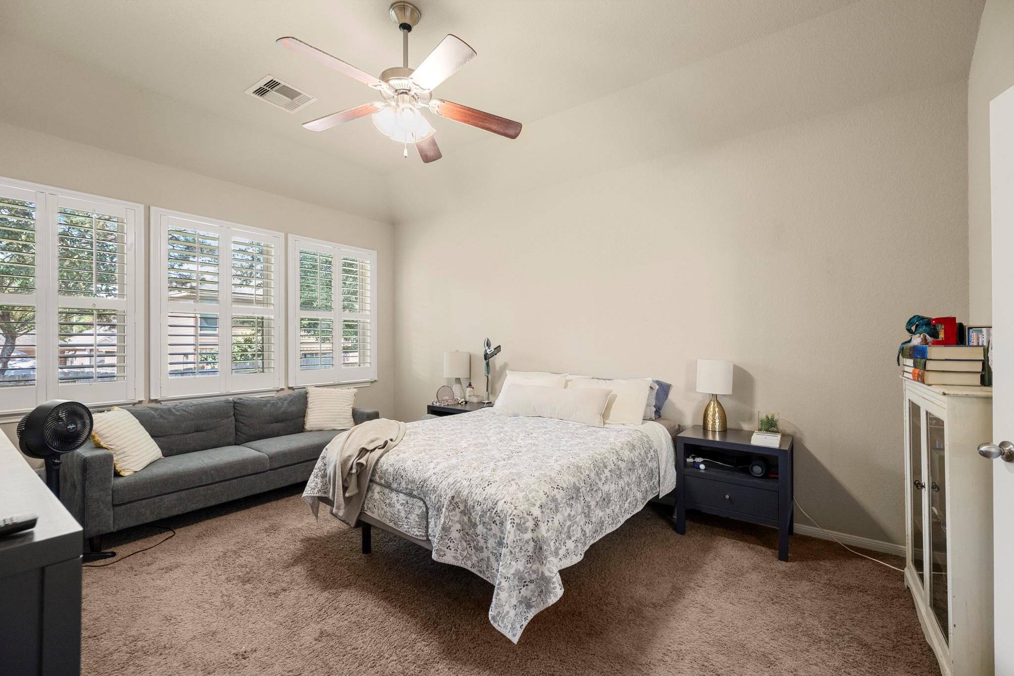 1046 Cedar Lake Court Property Photo 18