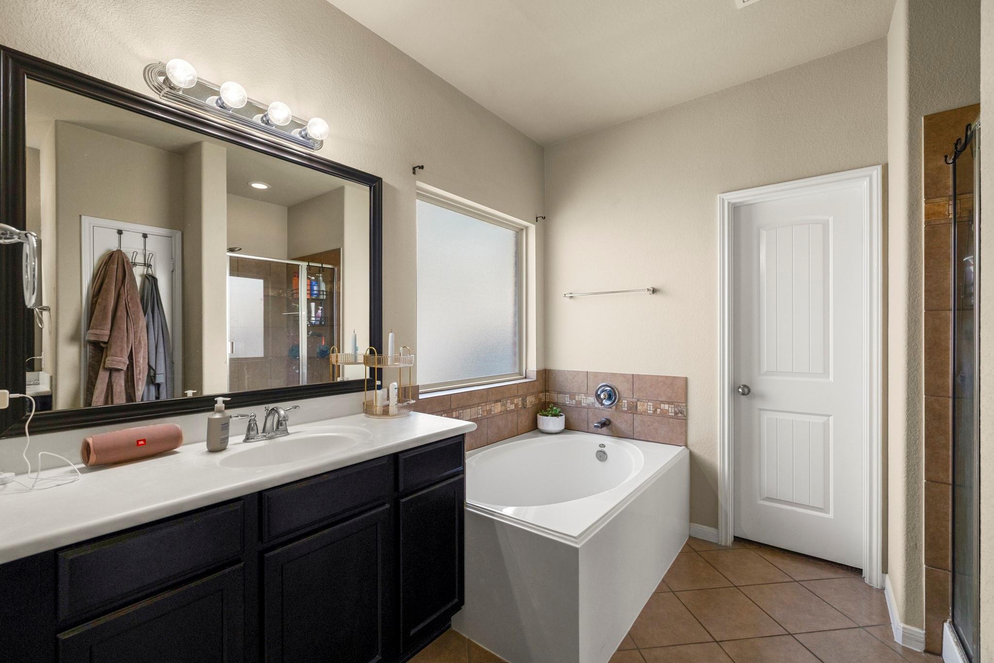 1046 Cedar Lake Court Property Photo 20