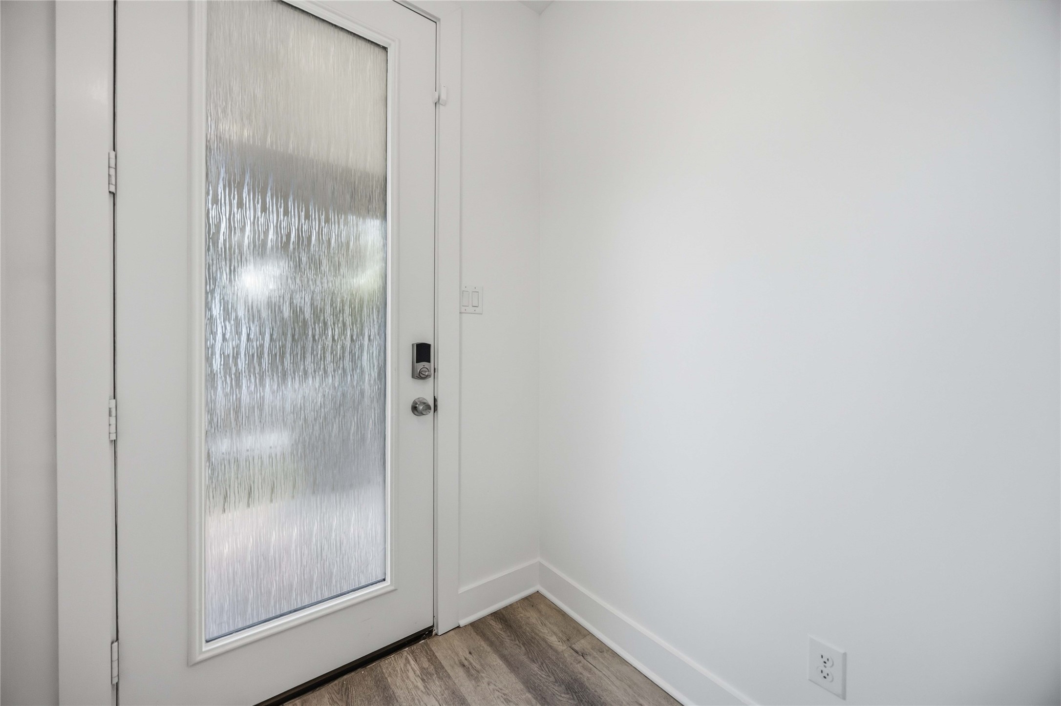 3369 Daphne Street Property Photo 5
