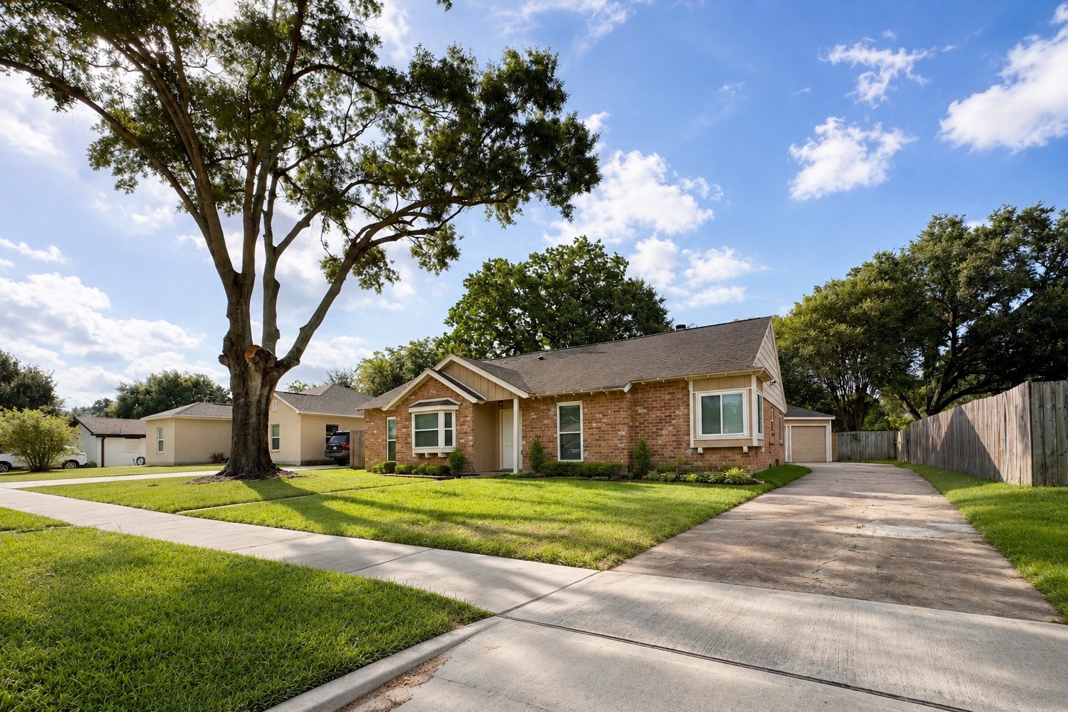 13603 Woodchester Drive Property Photo 1