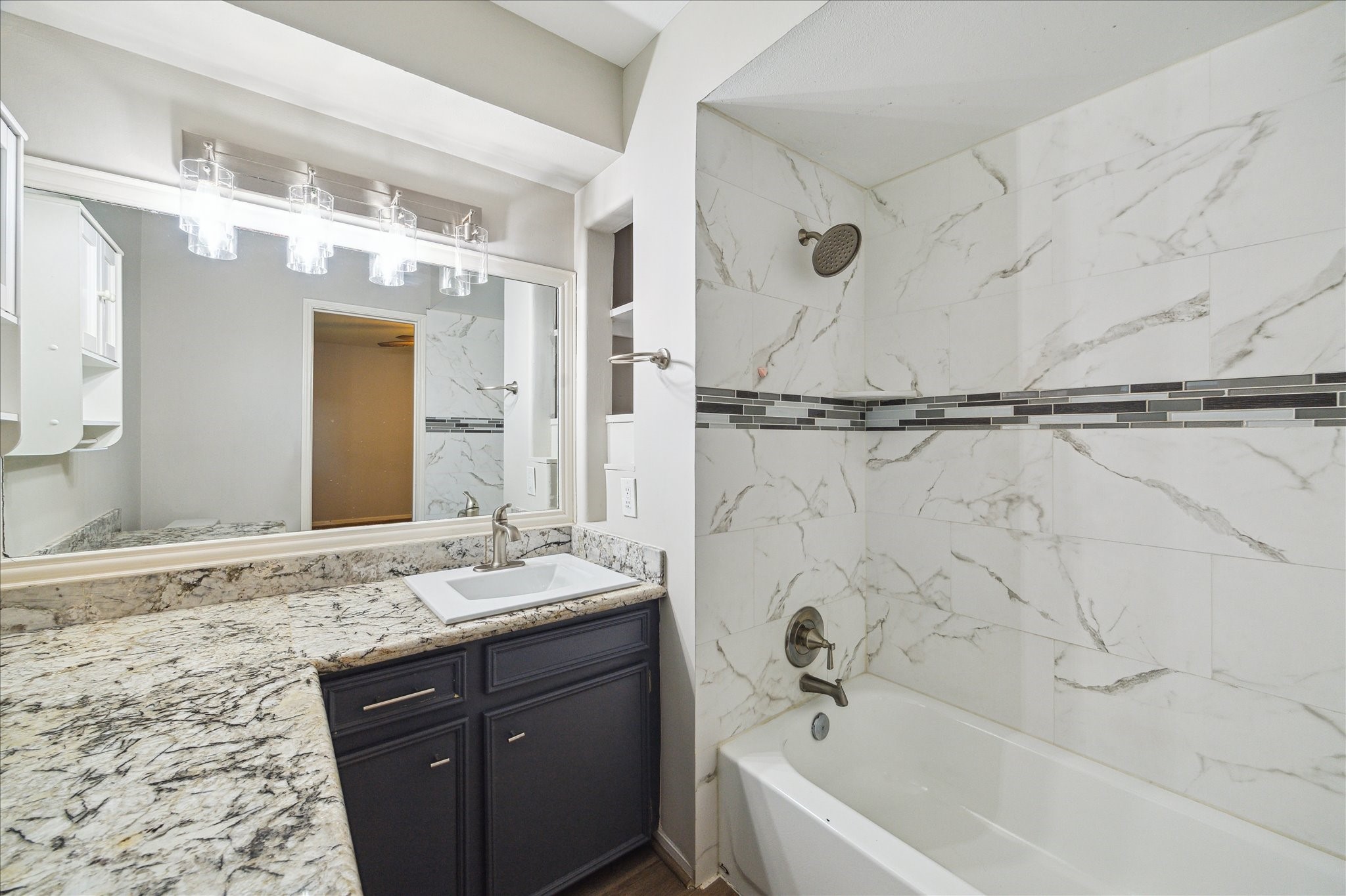 13603 Woodchester Drive Property Photo 9