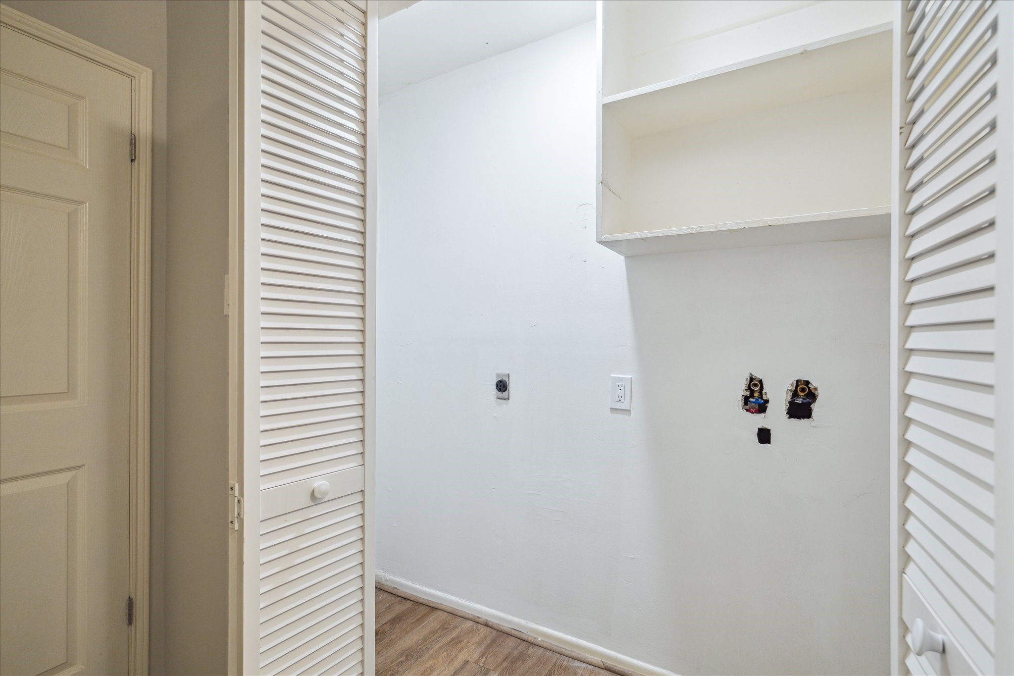 13603 Woodchester Drive Property Photo 14
