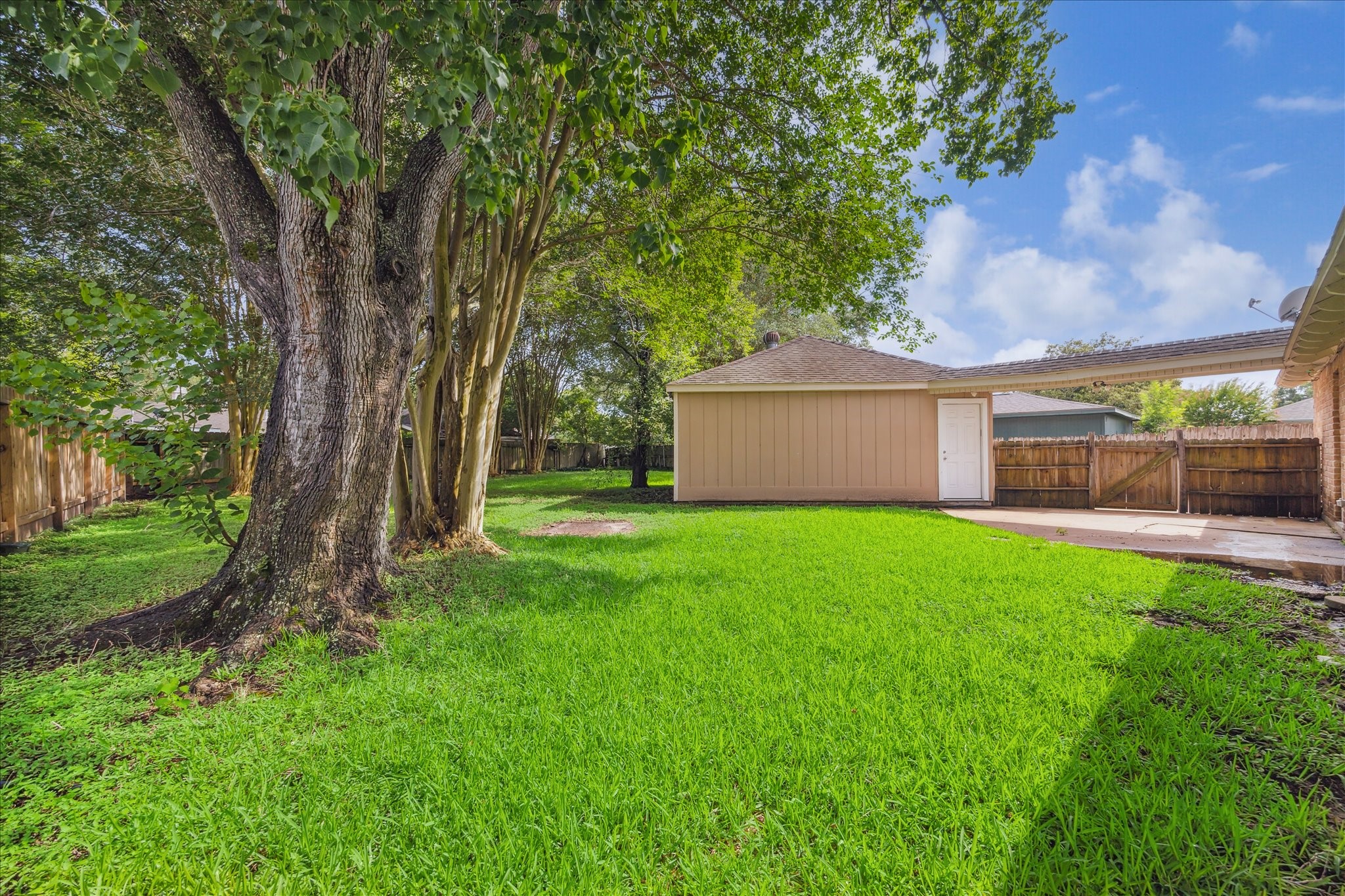 13603 Woodchester Drive Property Photo 15