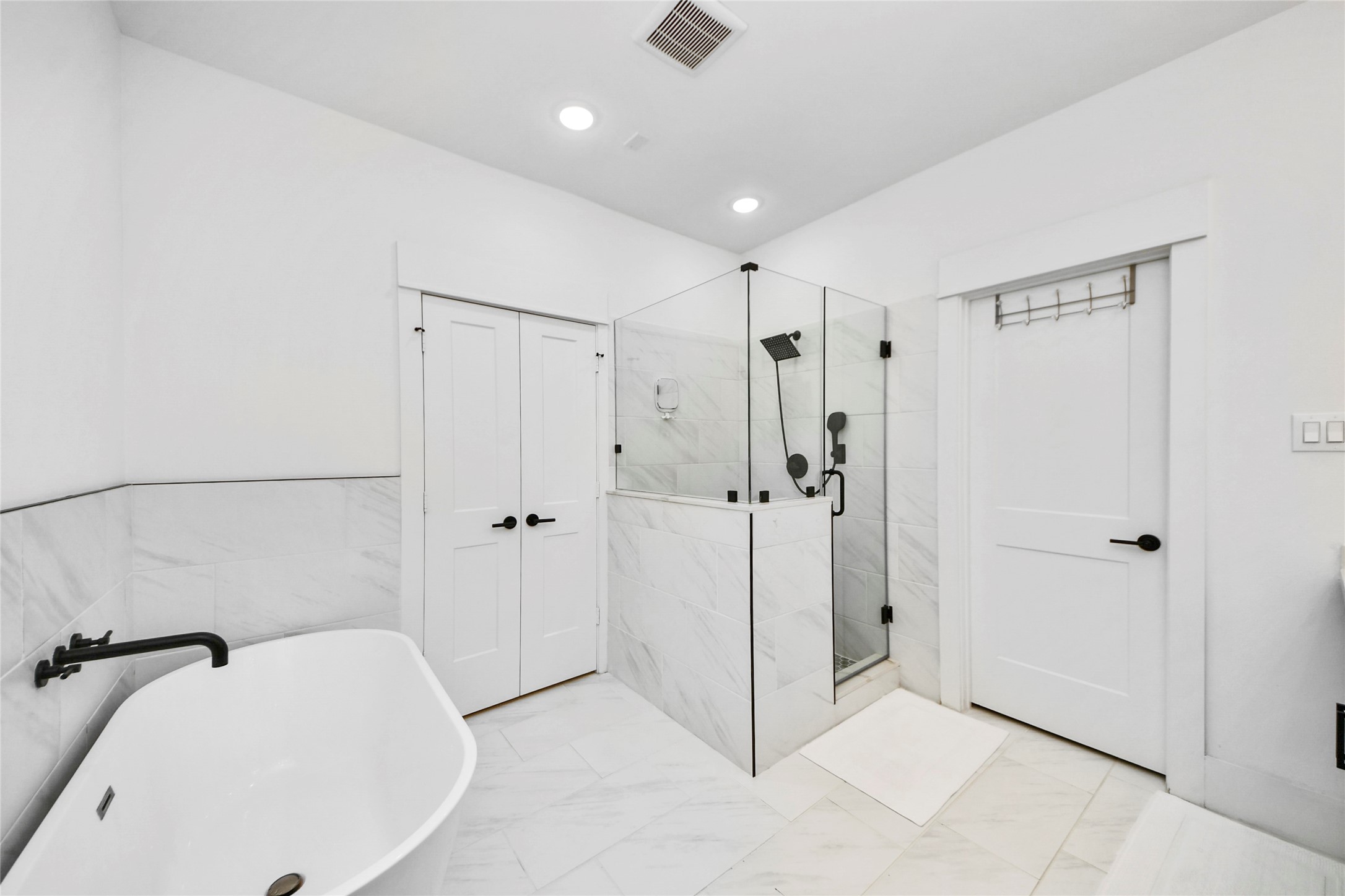 1837 Flowing Springs Trail Property Photo 32
