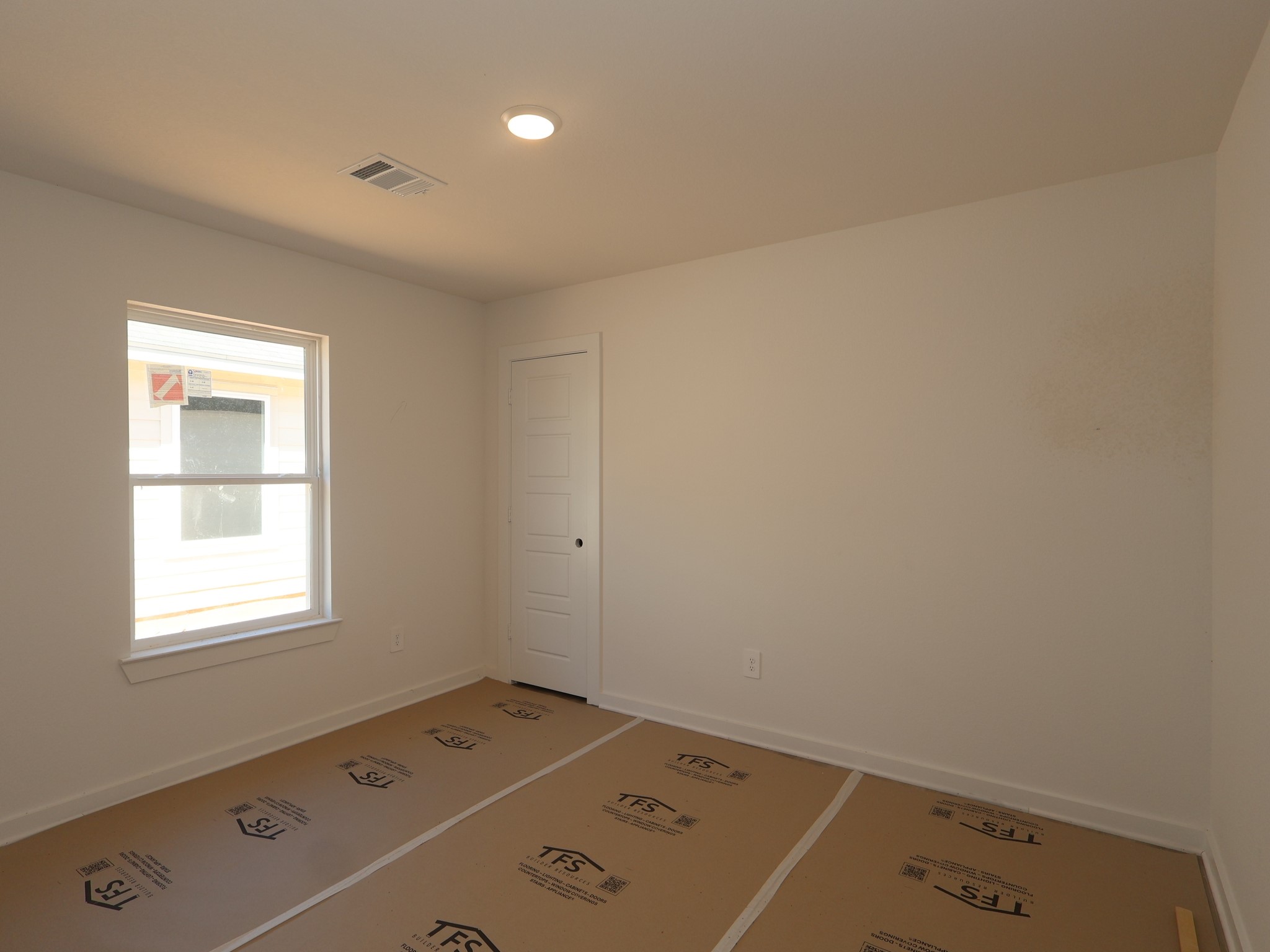 16322 Hayes Loop Property Photo 13