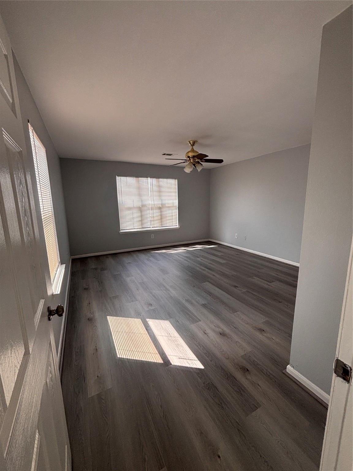 6410 Waldron Drive B Property Photo 14