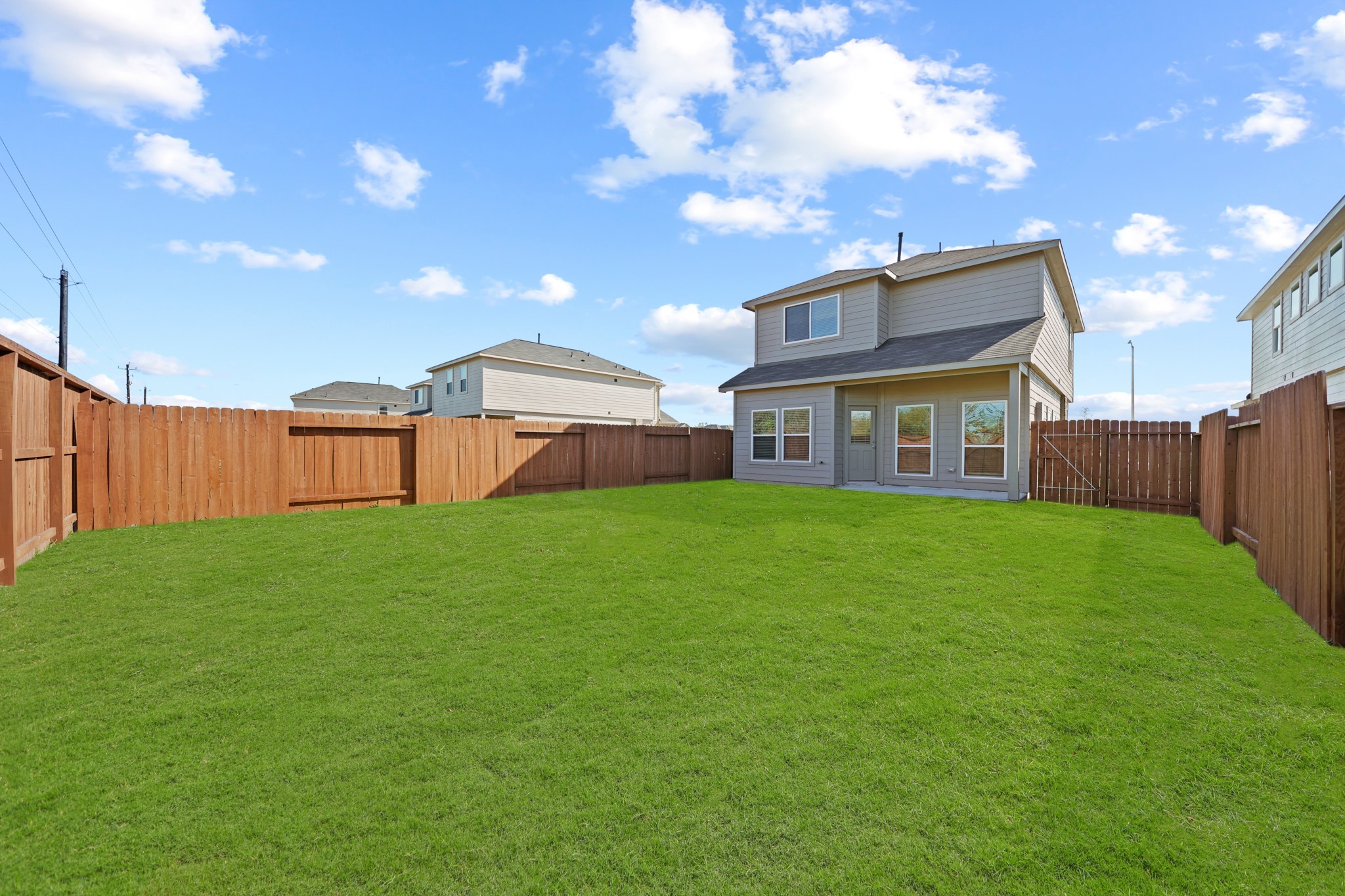 13425 Lucky Bill Lane Property Photo 11