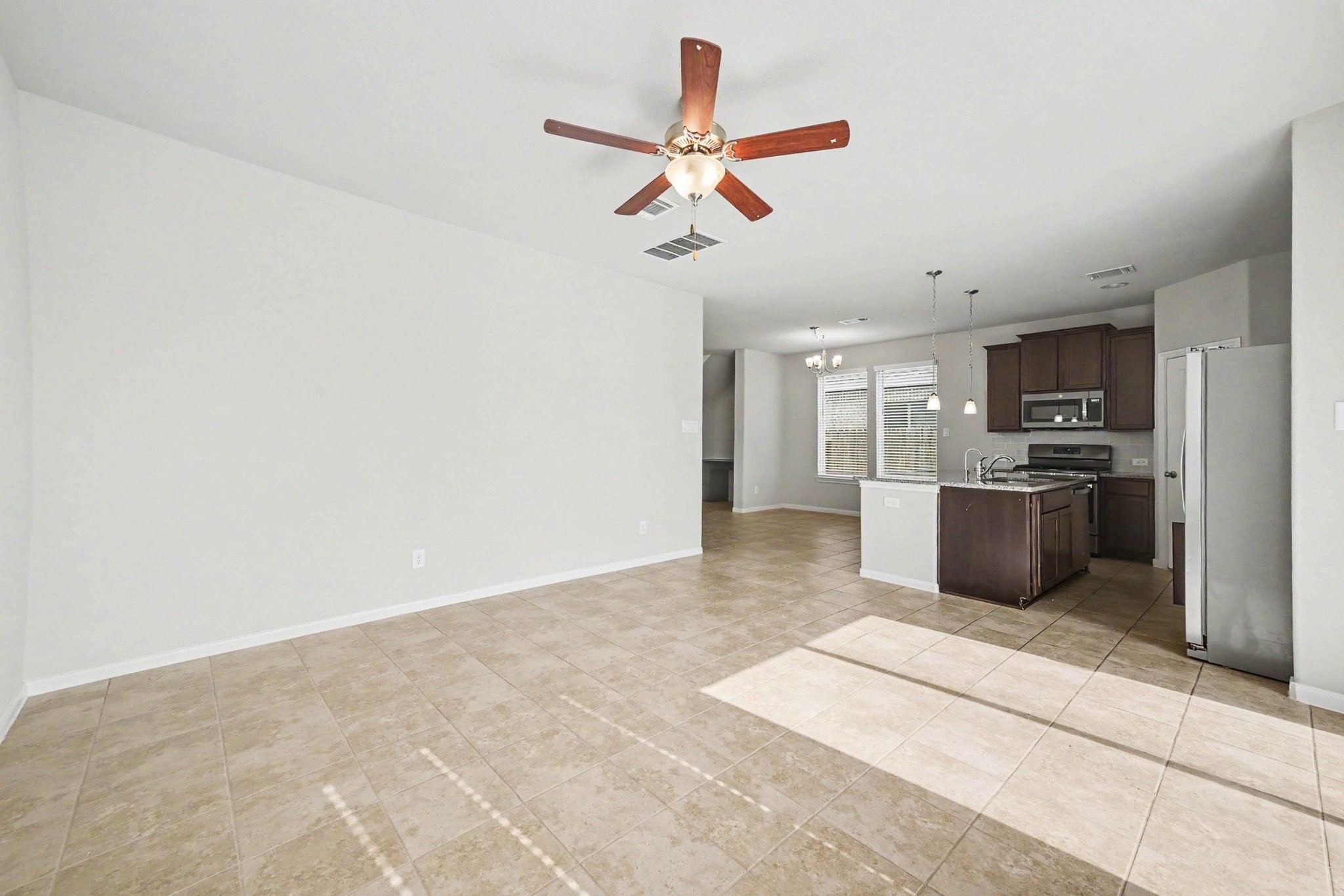 17406 Tidewater Cypress Trail Property Photo 4