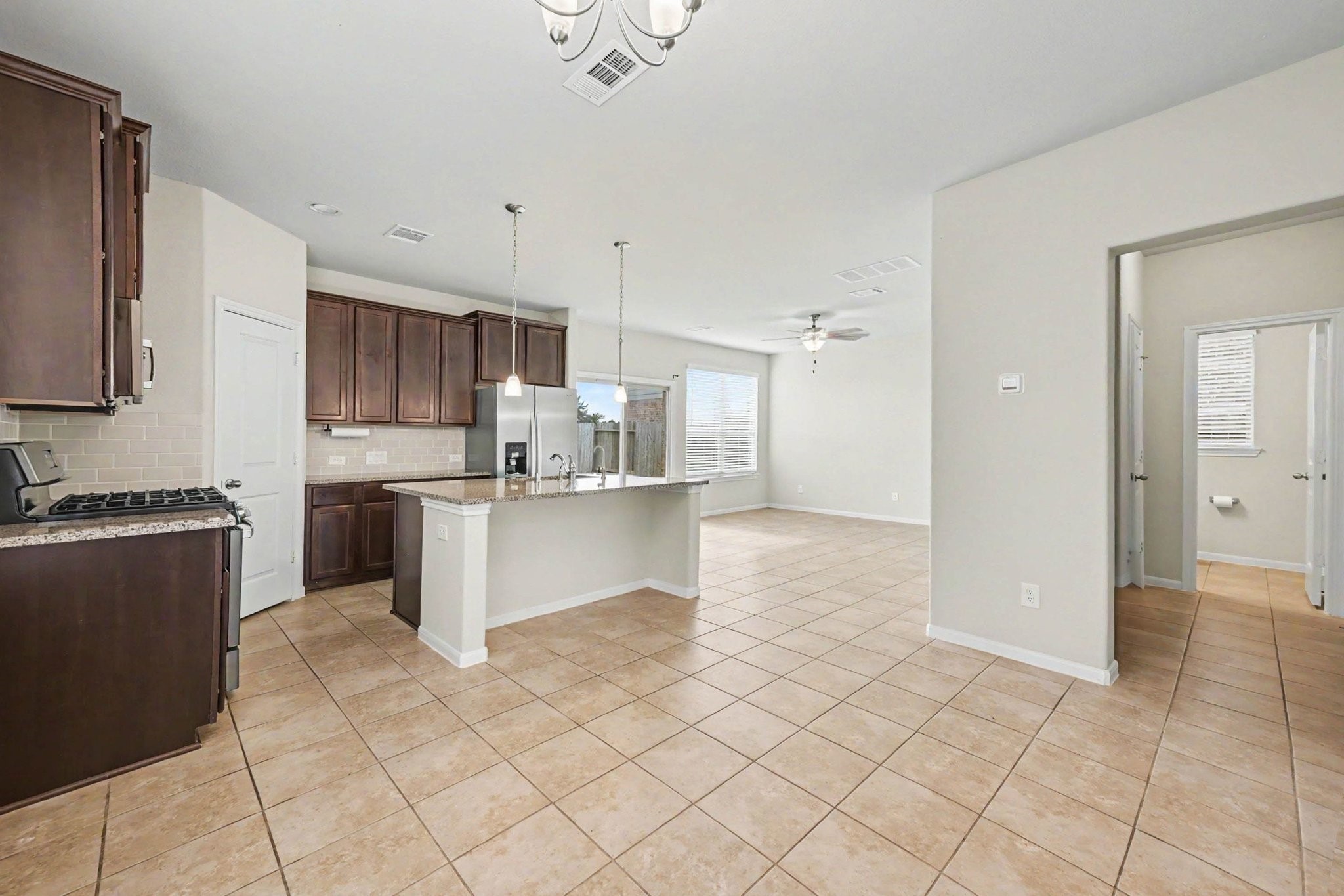 17406 Tidewater Cypress Trail Property Photo 6