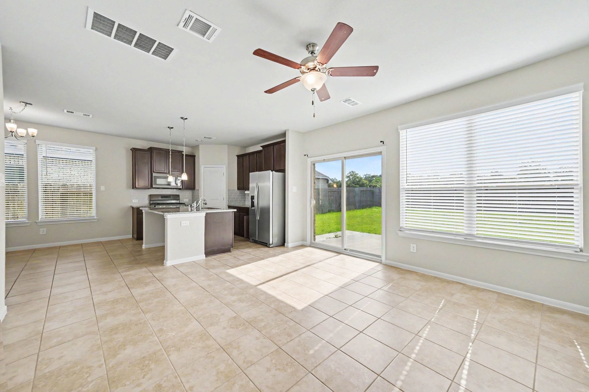 17406 Tidewater Cypress Trail Property Photo 9