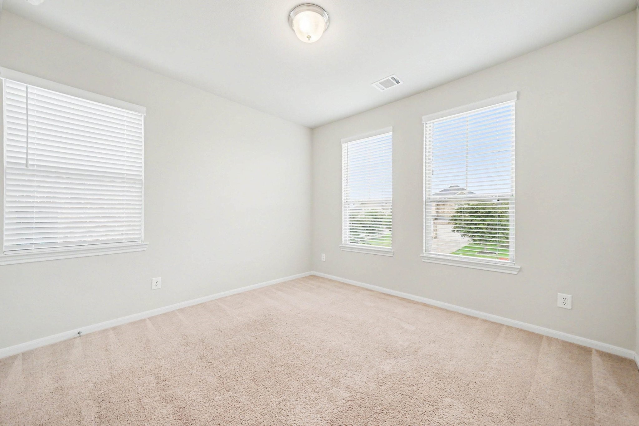 17406 Tidewater Cypress Trail Property Photo 14