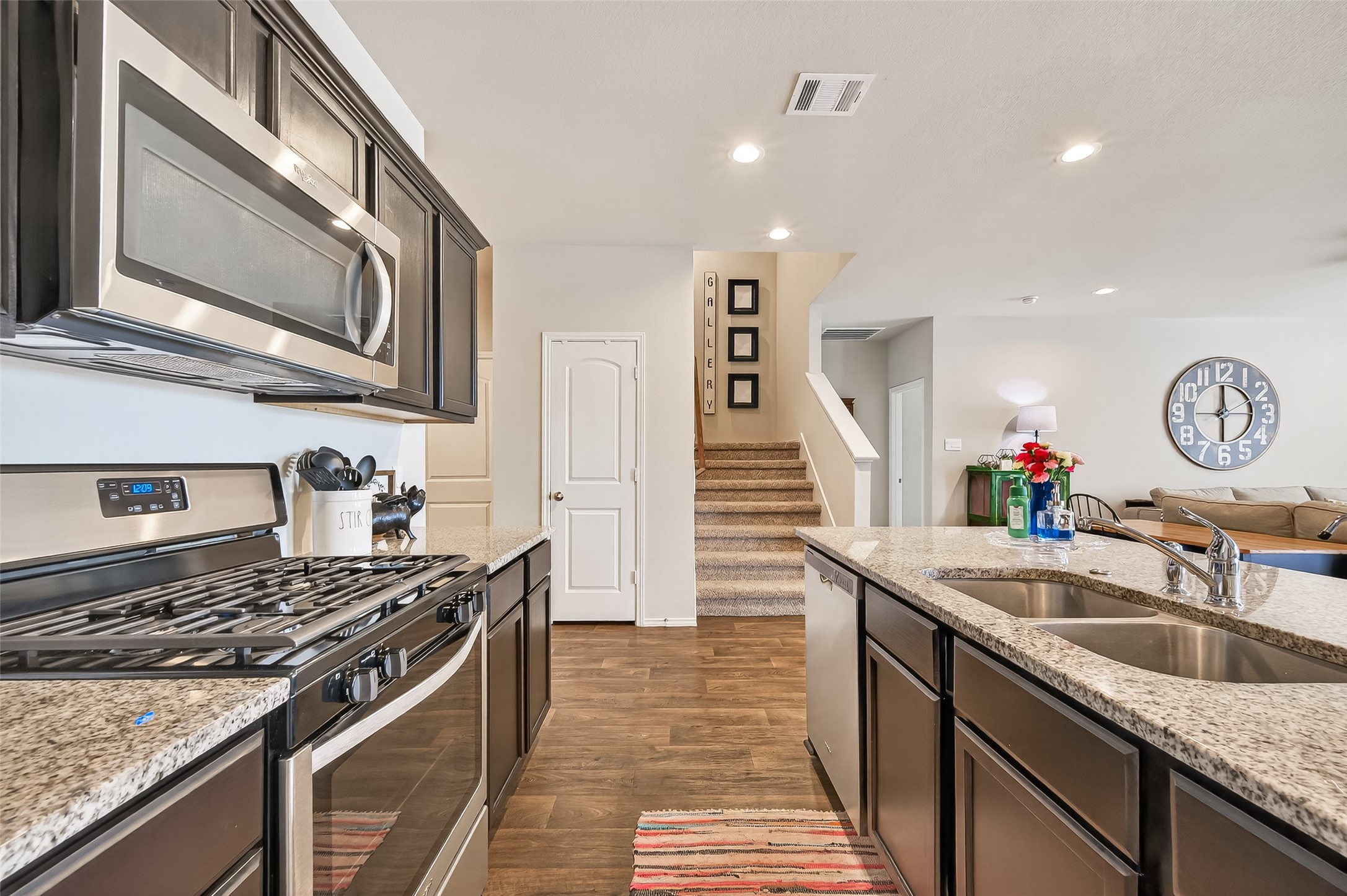 14927 Prickly Pear Cove Property Photo 11