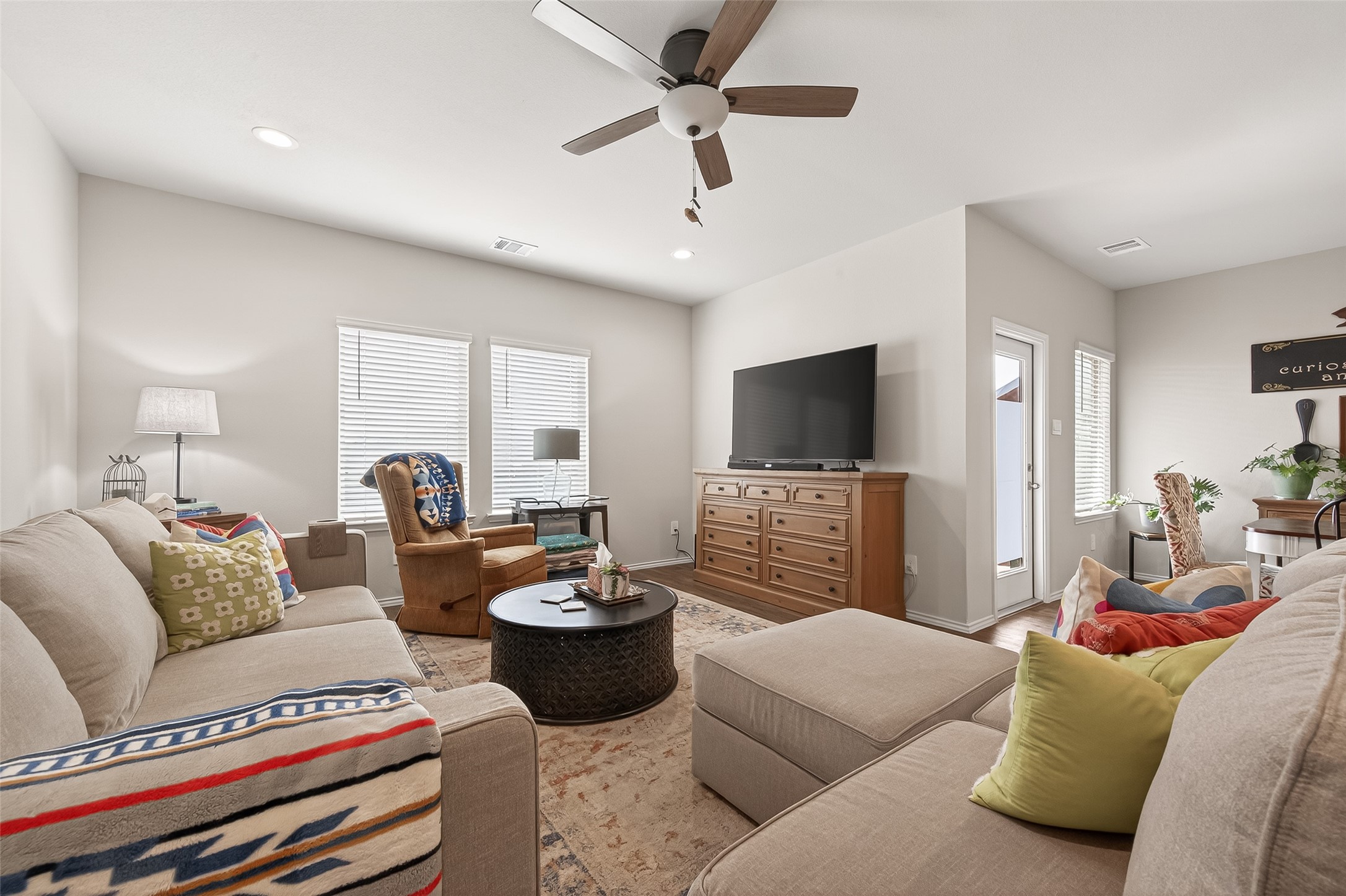 14927 Prickly Pear Cove Property Photo 17