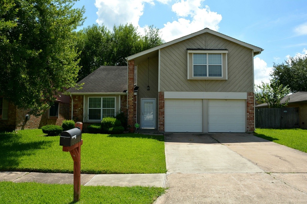 3703 Embarcadero Drive Property Photo 1