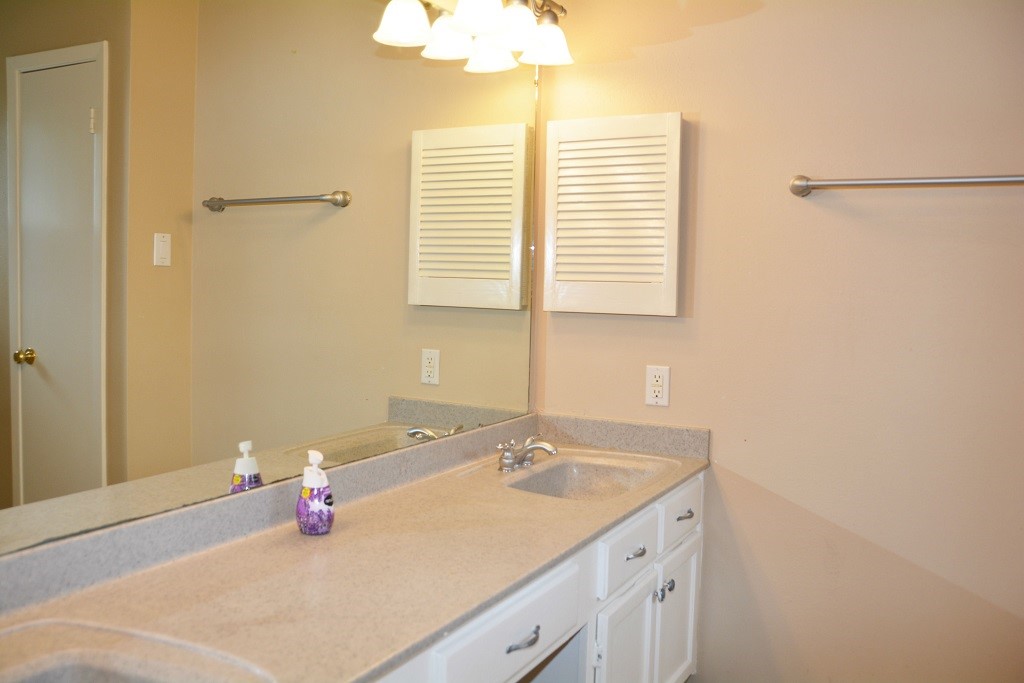 3703 Embarcadero Drive Property Photo 20