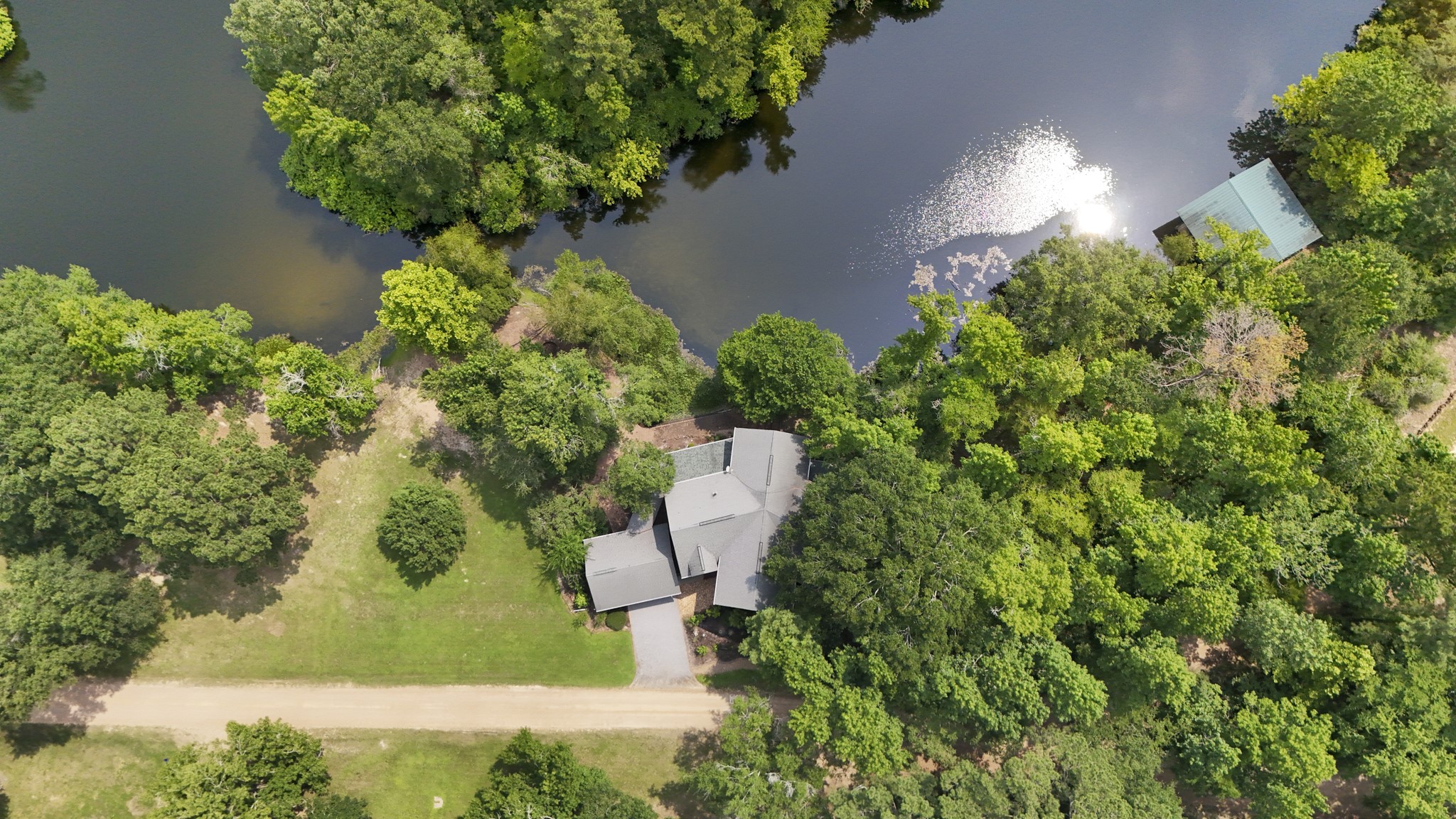 69 Artesian Avenue Property Photo