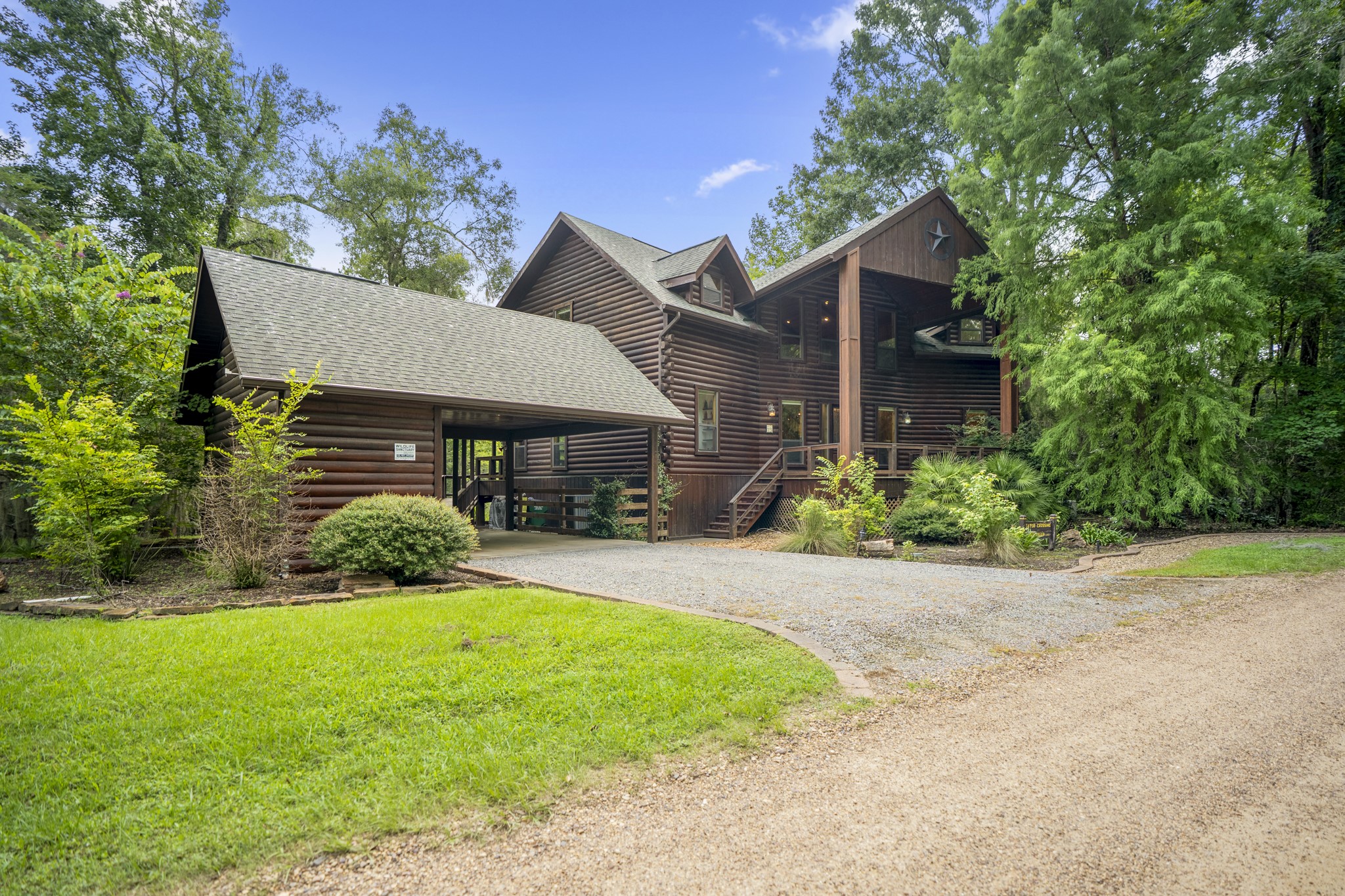 69 Artesian Avenue Property Photo 8