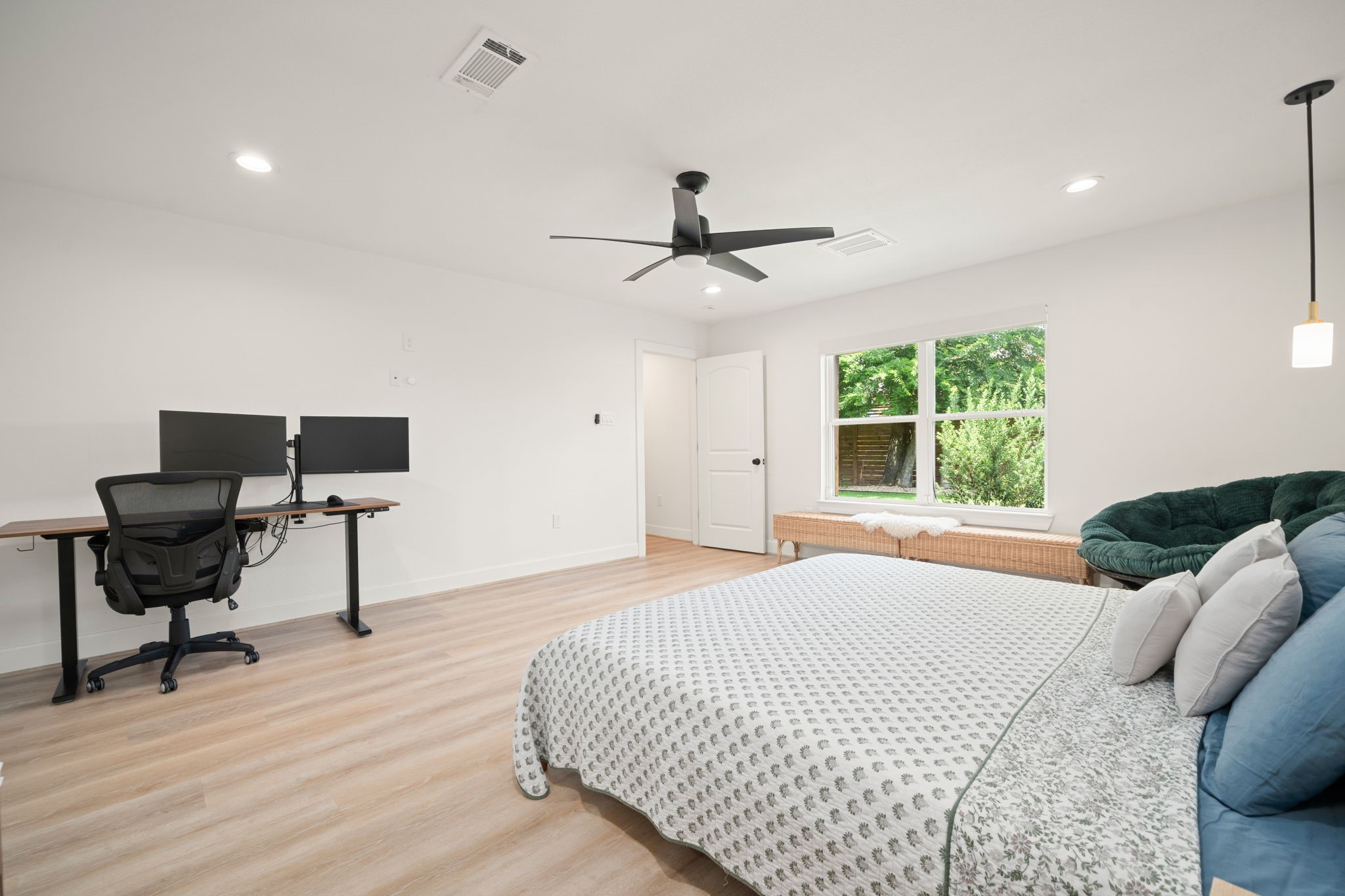 2311 Stoney Brook Drive Property Photo 18