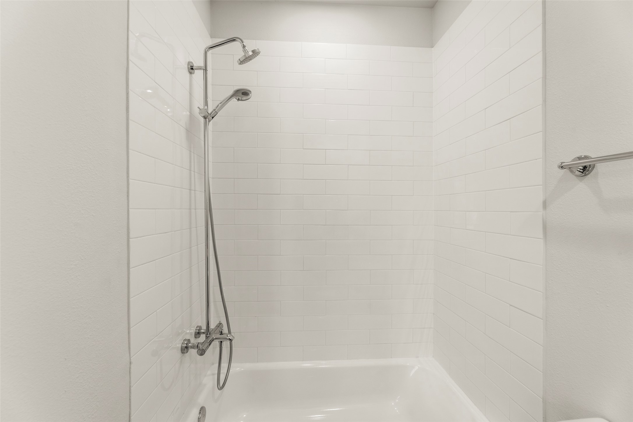 6035 Matthew Oaks Place Property Photo 15
