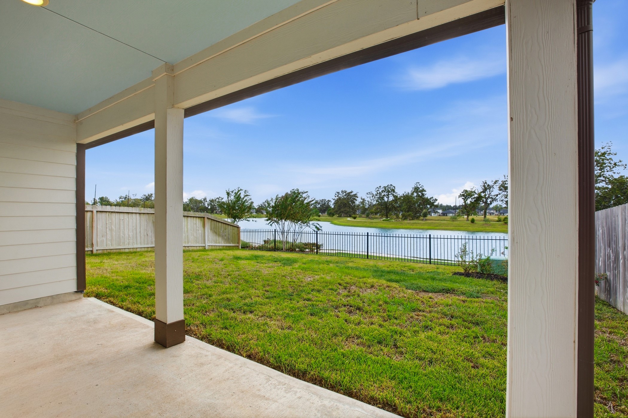 8019 Veneto Green Drive Property Photo 5