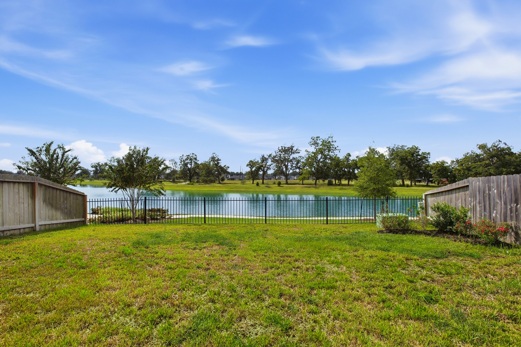 8019 Veneto Green Drive Property Photo 6