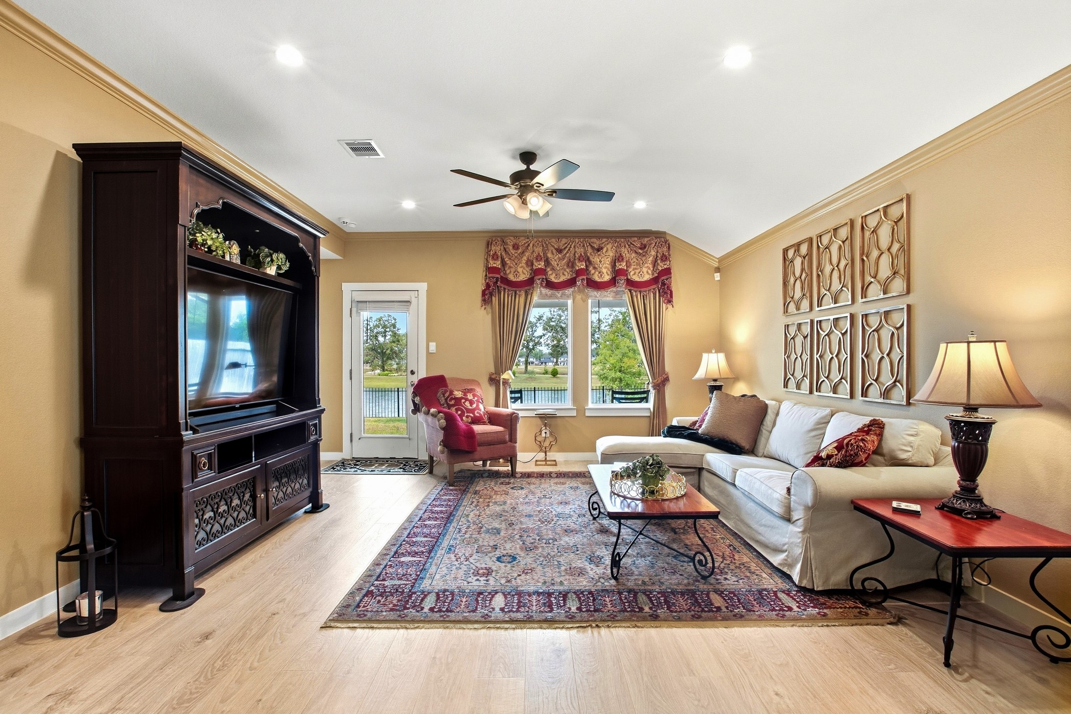 8019 Veneto Green Drive Property Photo 18