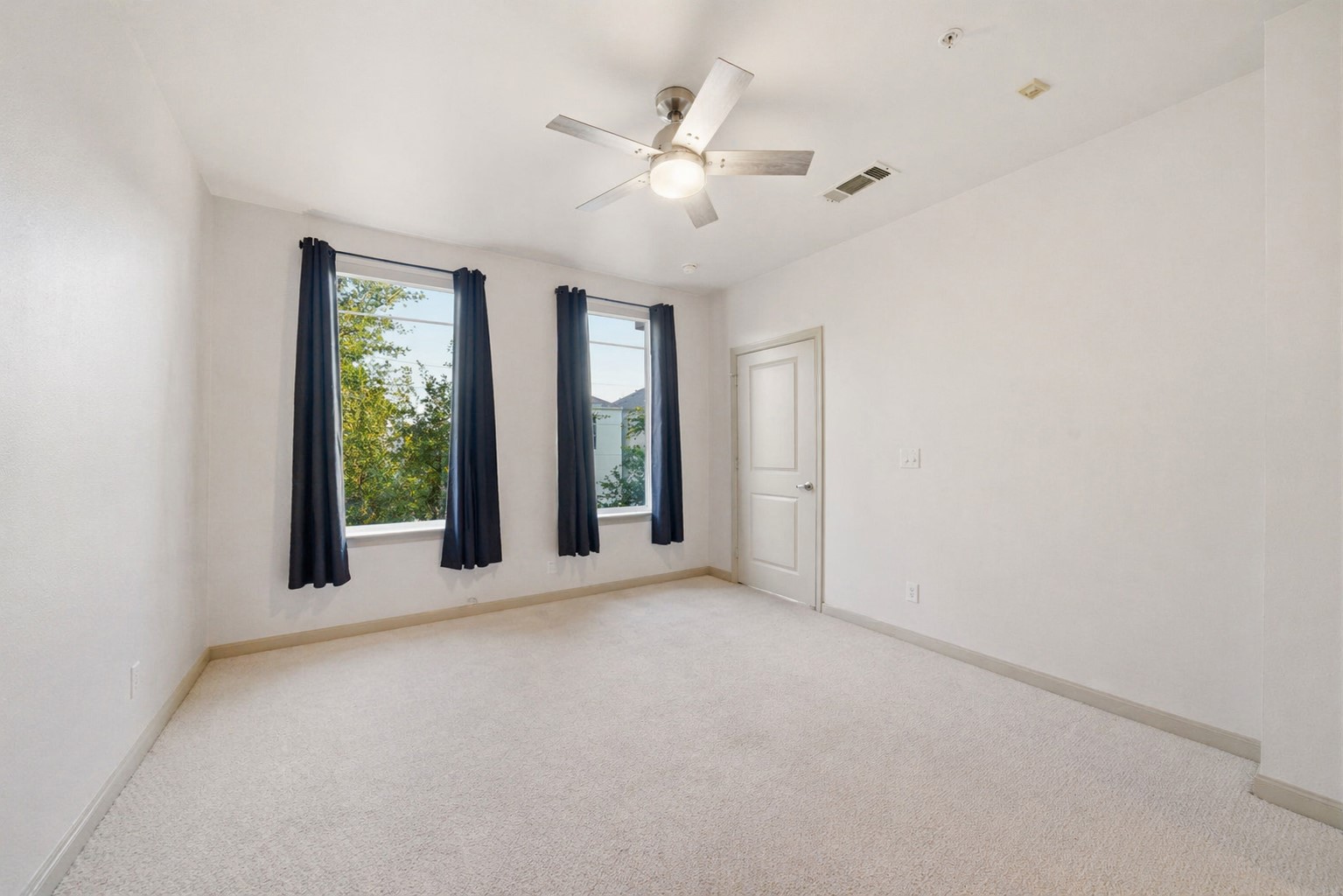 505 Jackson Hill Street 206 Property Photo 22