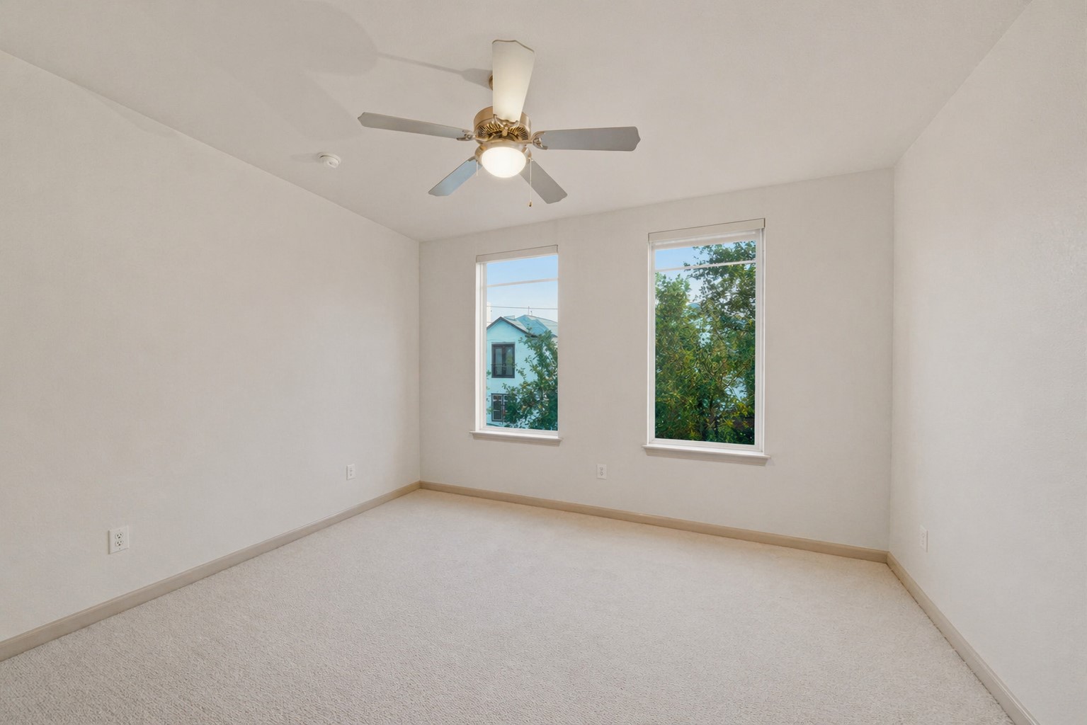 505 Jackson Hill Street 206 Property Photo 27