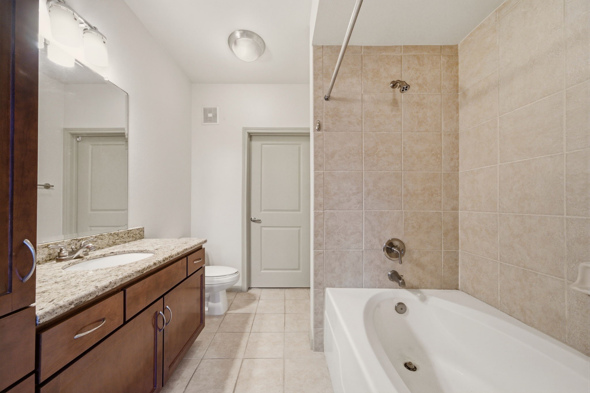 505 Jackson Hill Street 206 Property Photo 28