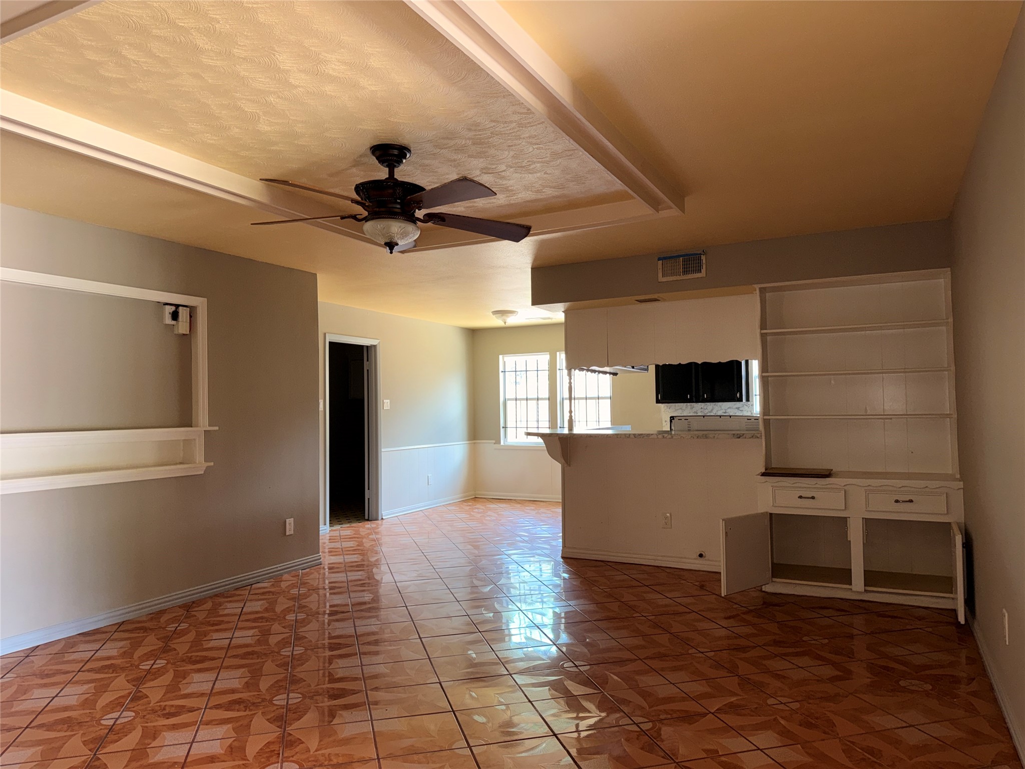 6841 Flamingo Drive Property Photo 4