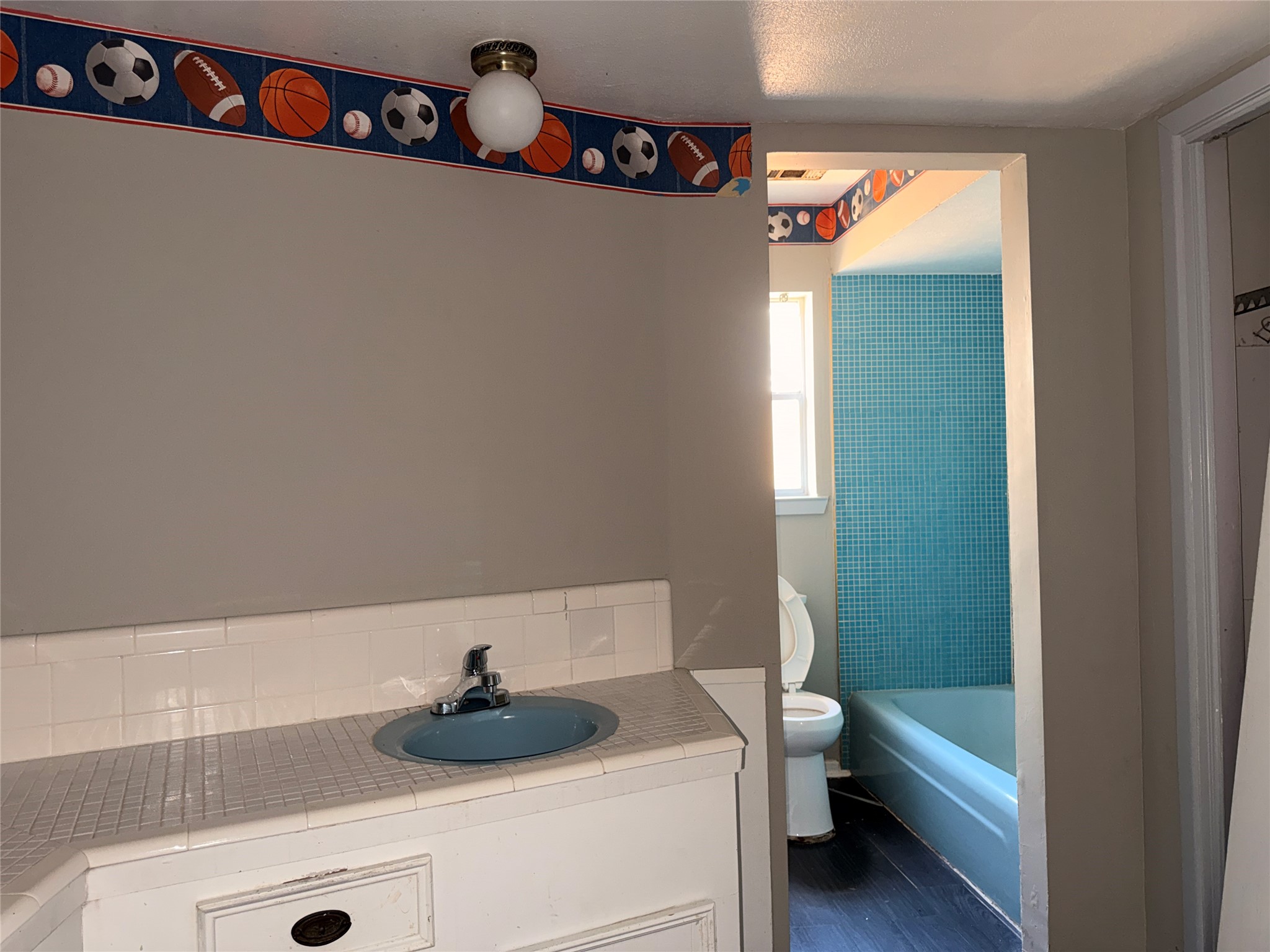 6841 Flamingo Drive Property Photo 6