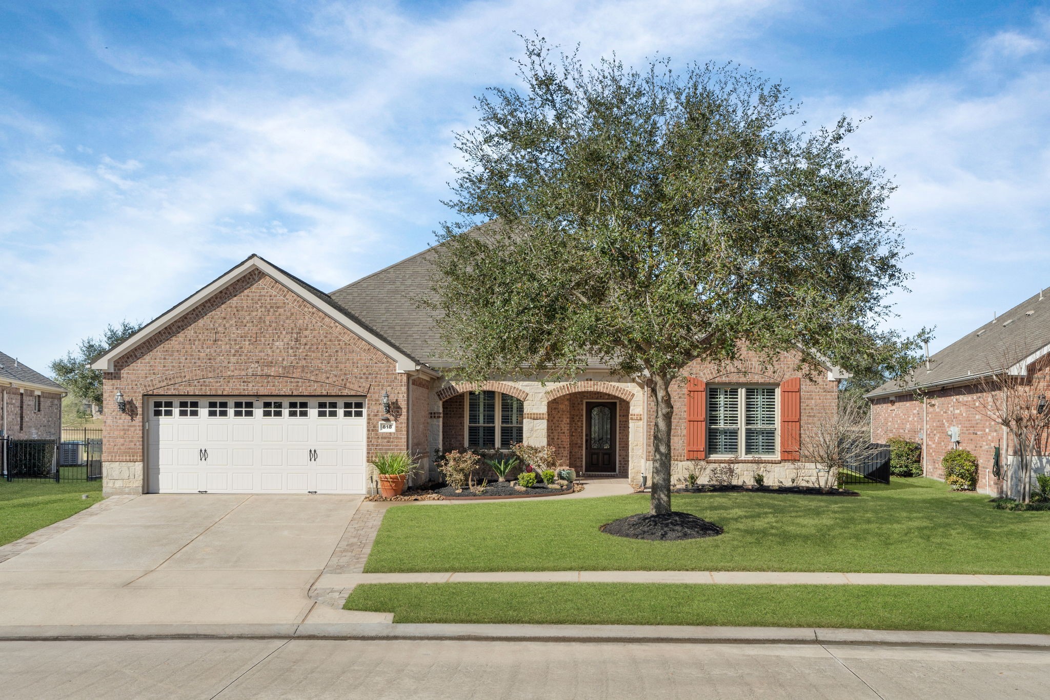 818 Cardinal Flower Drive Property Photo 2