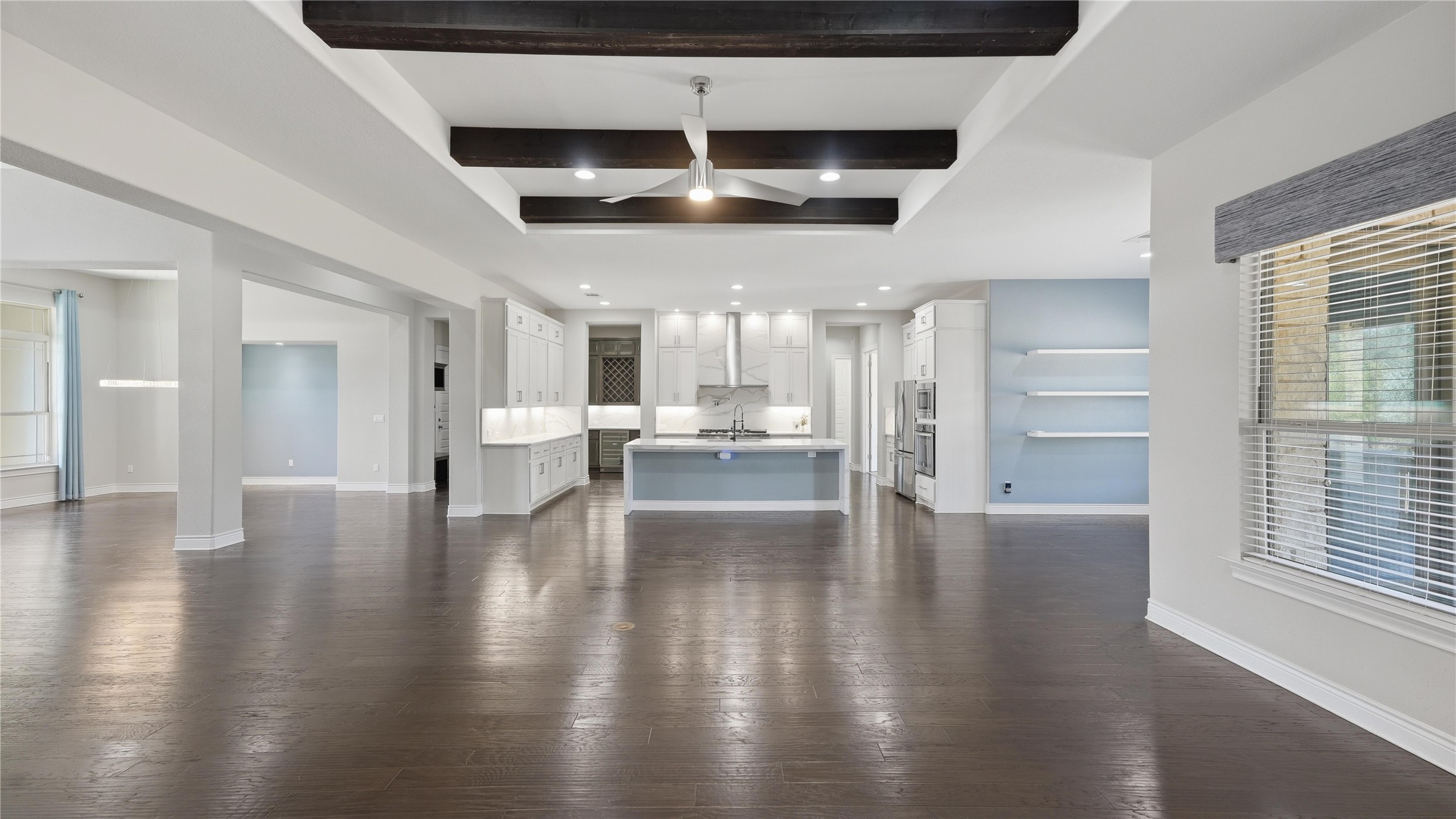 205 Standing Oak Drive Property Photo 10