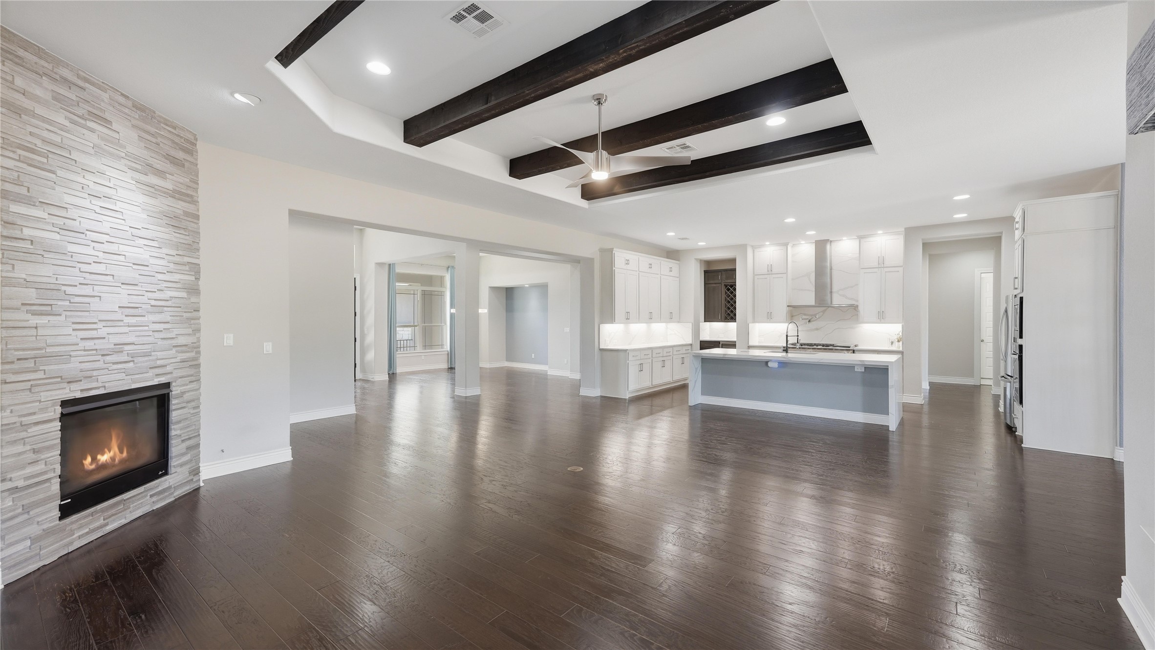 205 Standing Oak Drive Property Photo 11