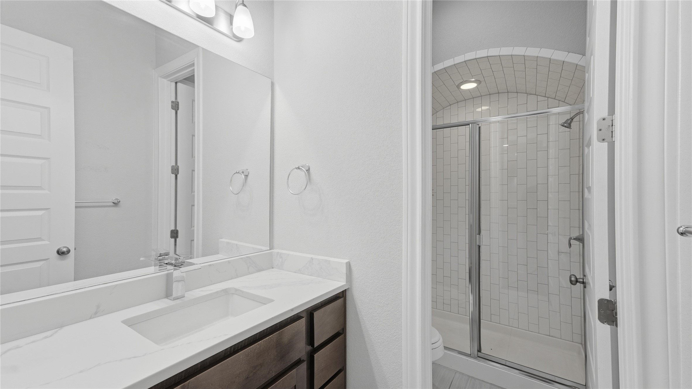 205 Standing Oak Drive Property Photo 41