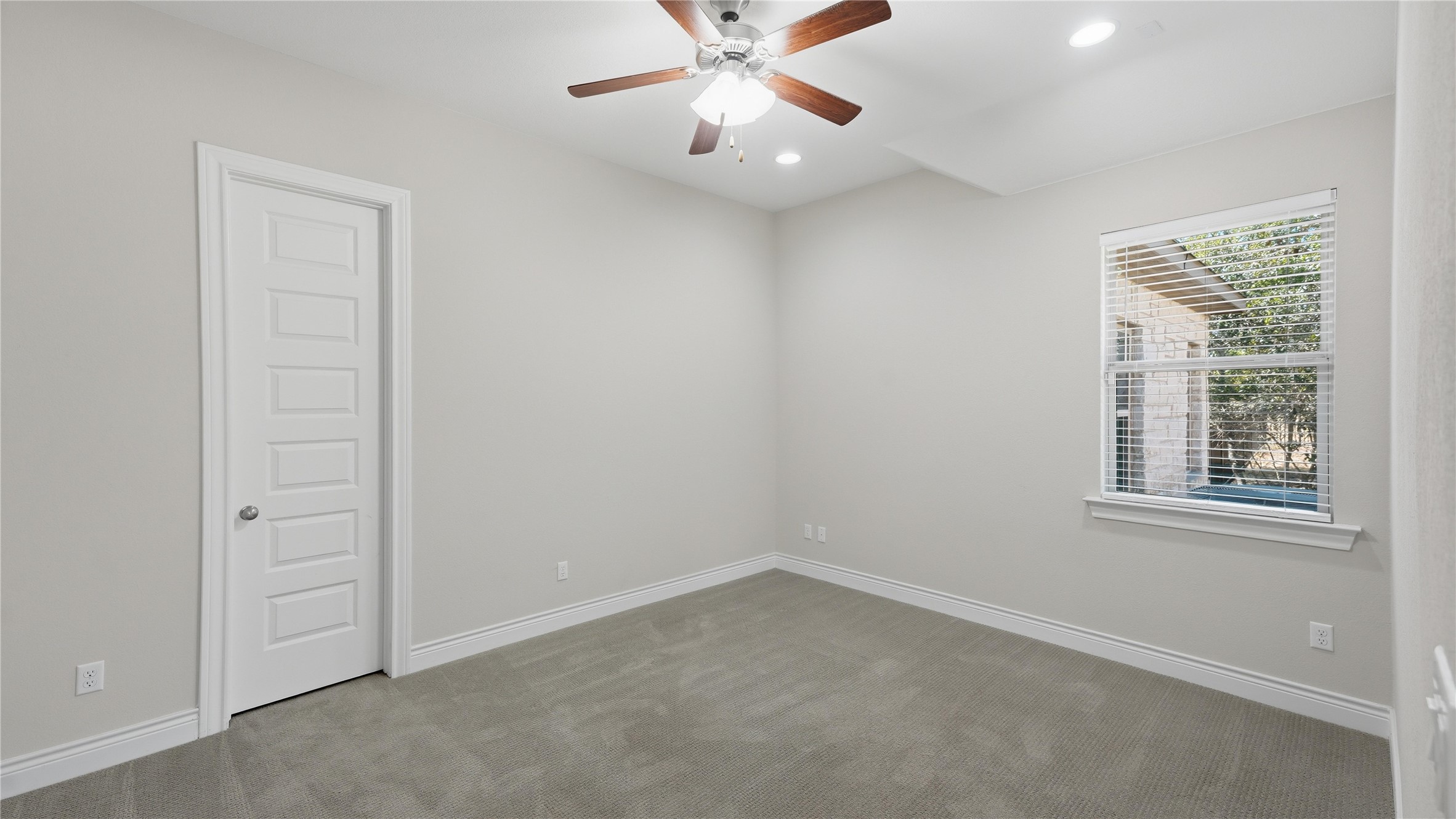 205 Standing Oak Drive Property Photo 42