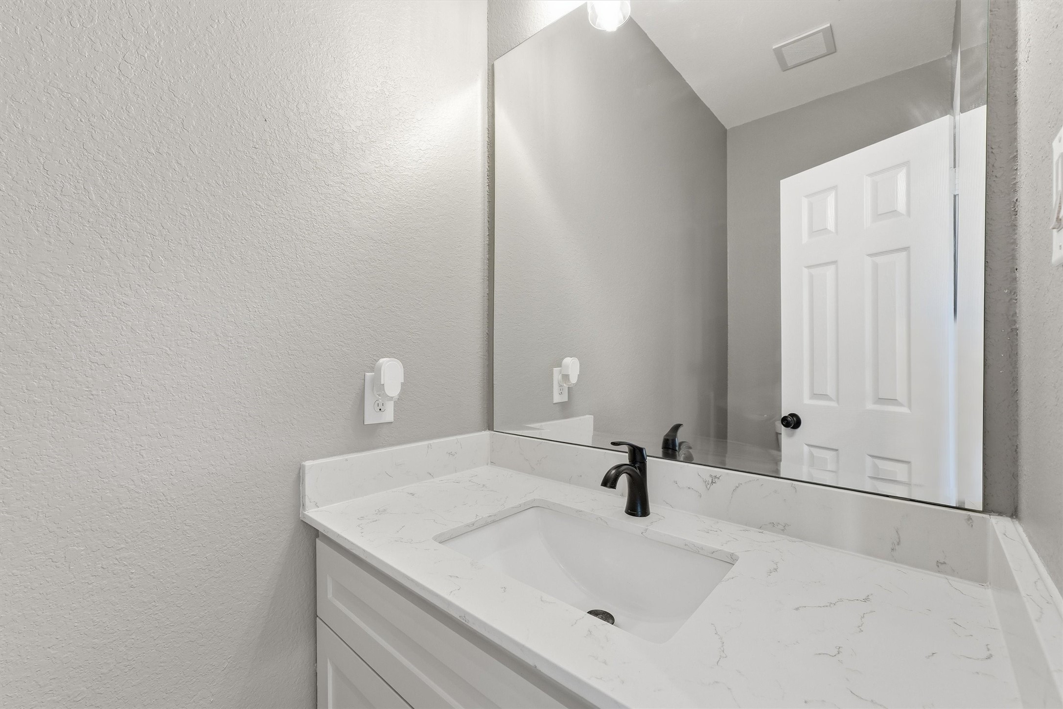 15007 Wolfgang Road Property Photo 10