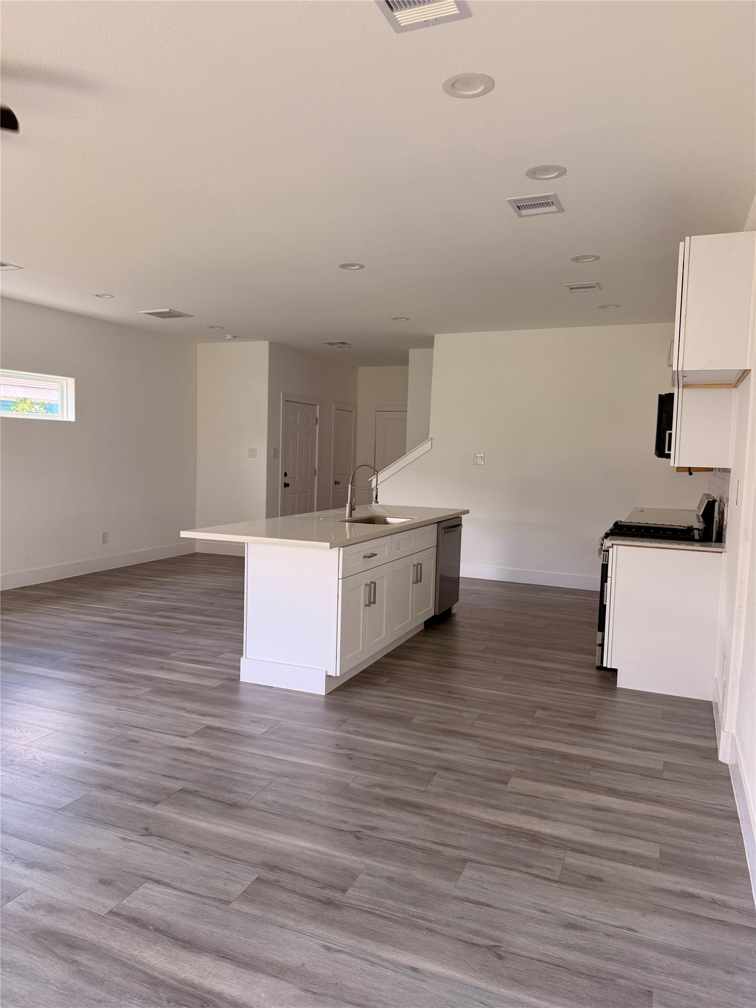 4436 Aledo Street Property Photo 6