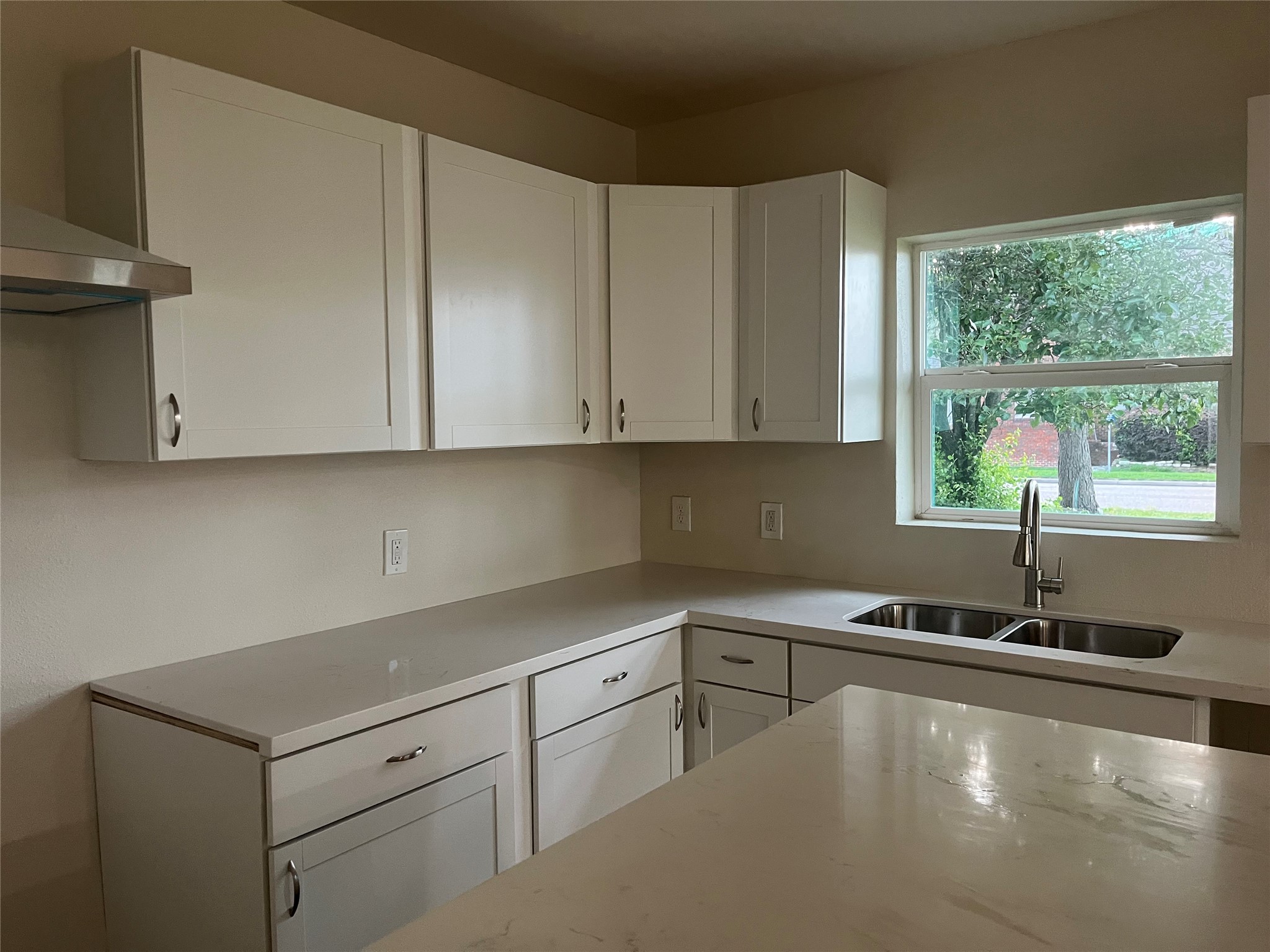 2629 W Main Street Home Property Photo 8