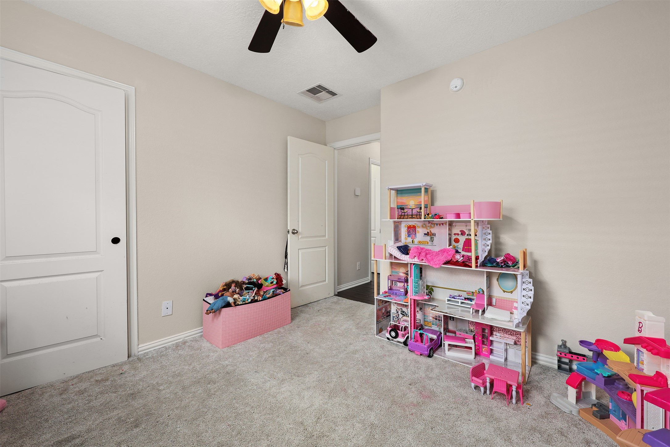 9210 Creekside Drive Property Photo 19
