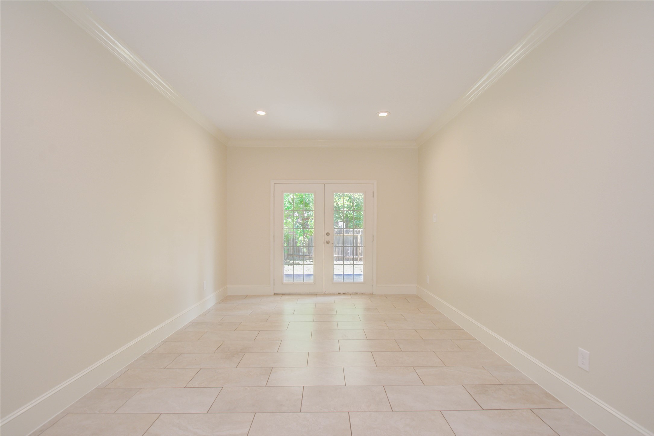 10572 Twin Oak Drive Property Photo 16