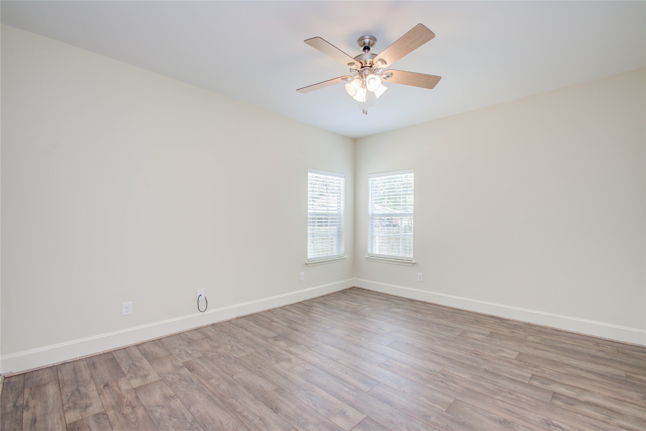 10572 Twin Oak Drive Property Photo 19