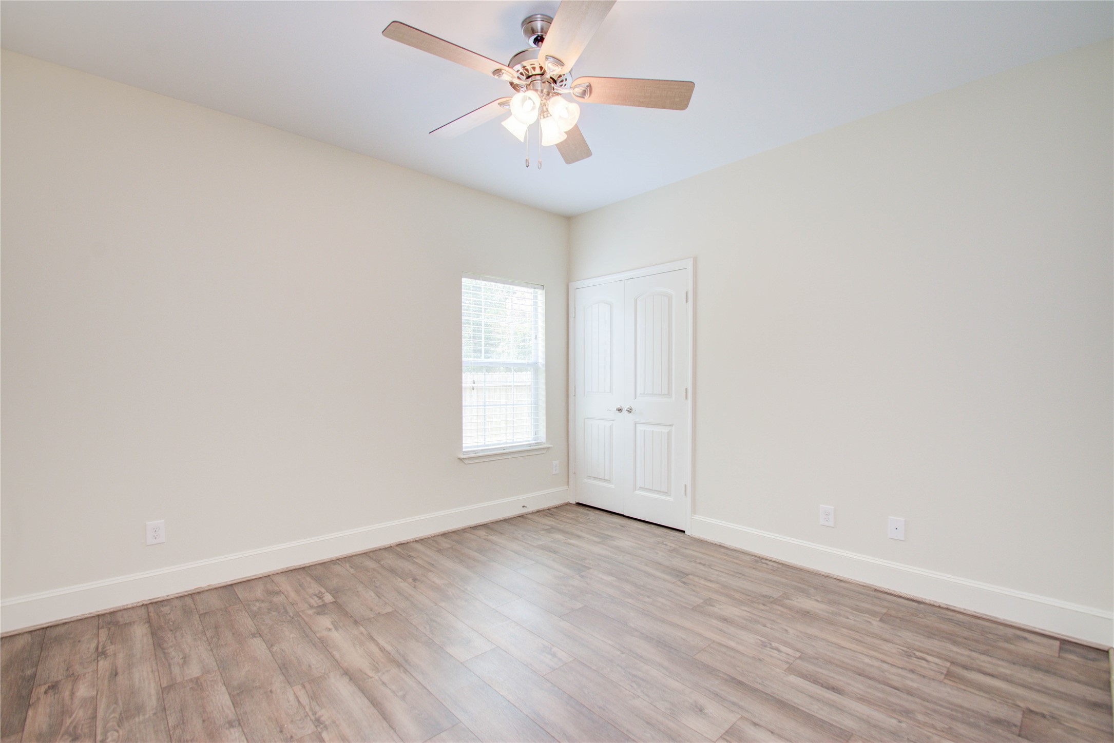 10572 Twin Oak Drive Property Photo 21