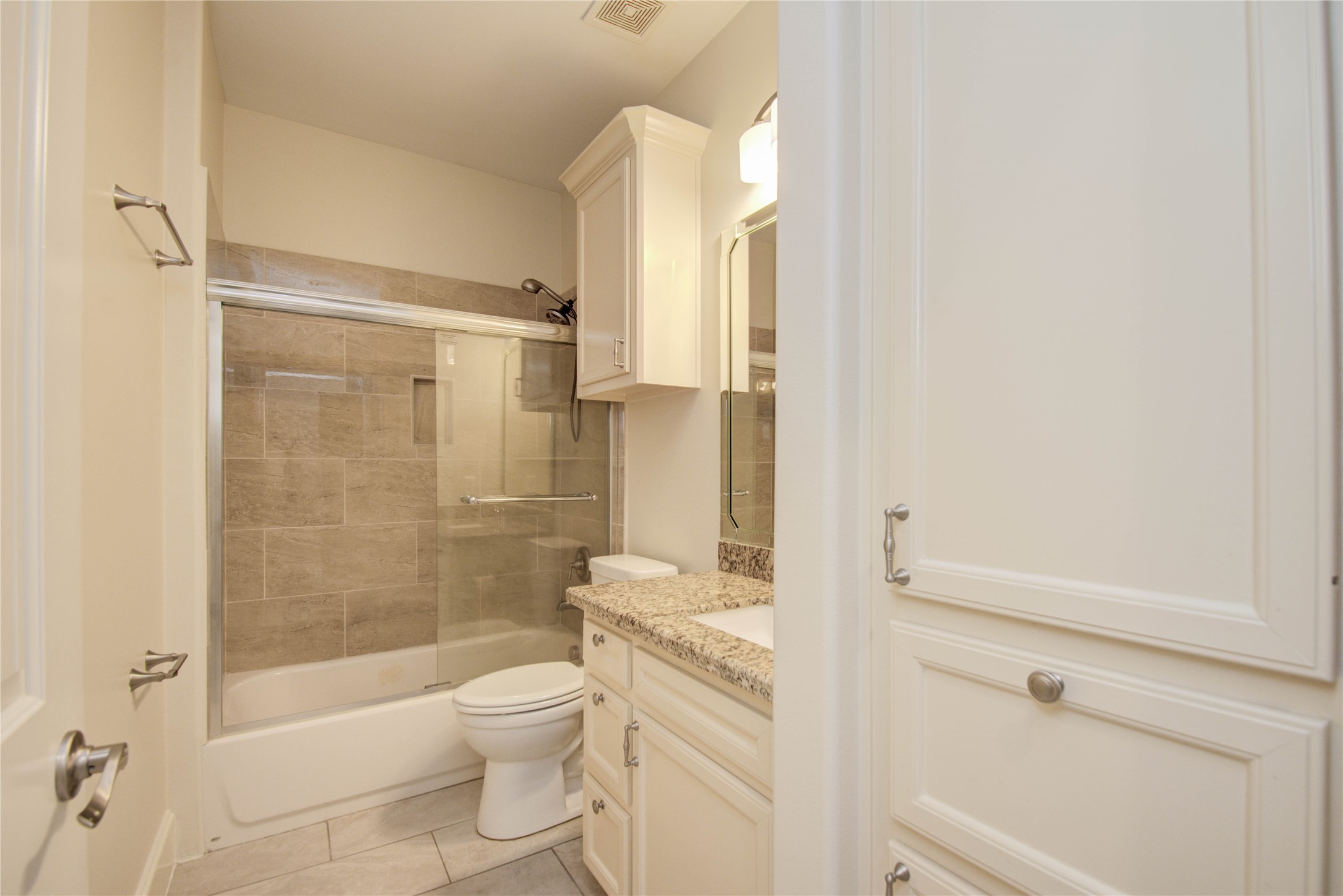 10572 Twin Oak Drive Property Photo 23