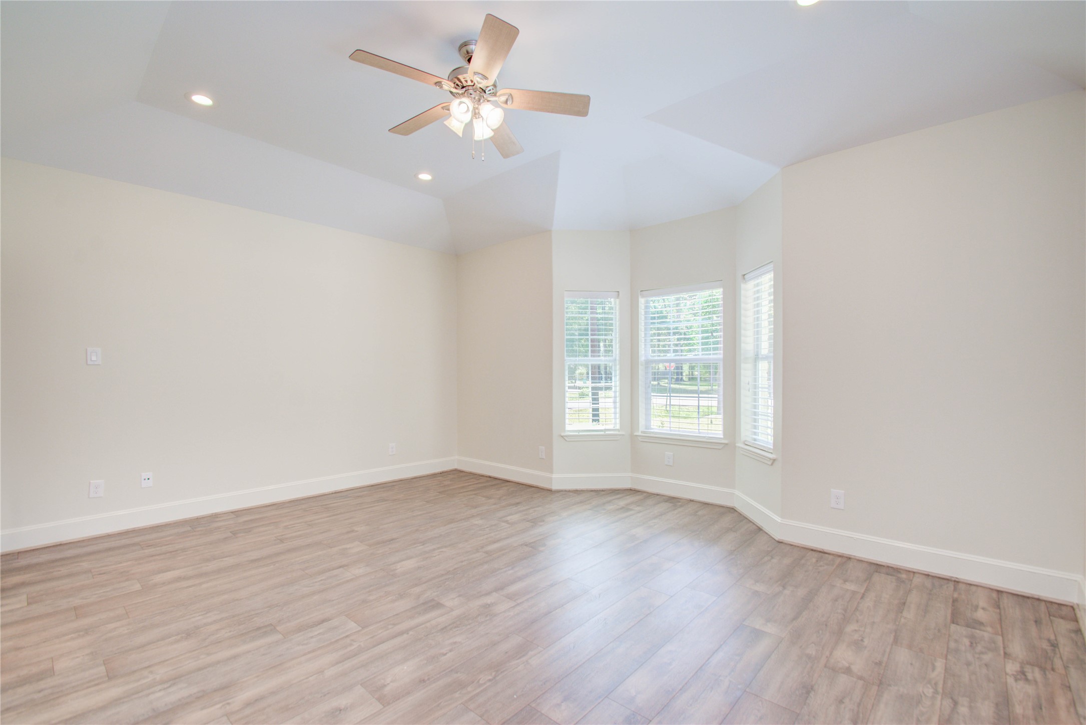 10572 Twin Oak Drive Property Photo 26