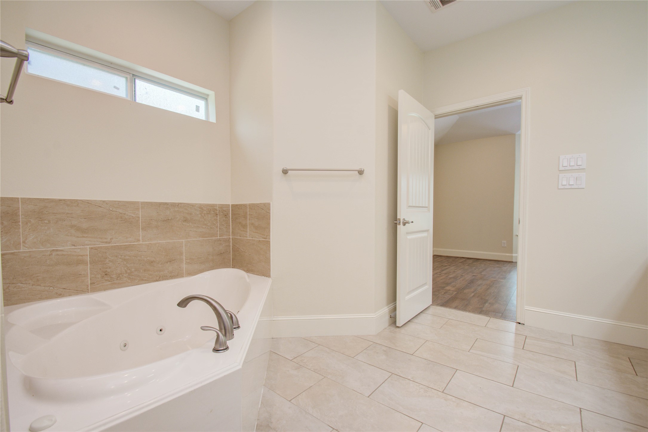 10572 Twin Oak Drive Property Photo 35