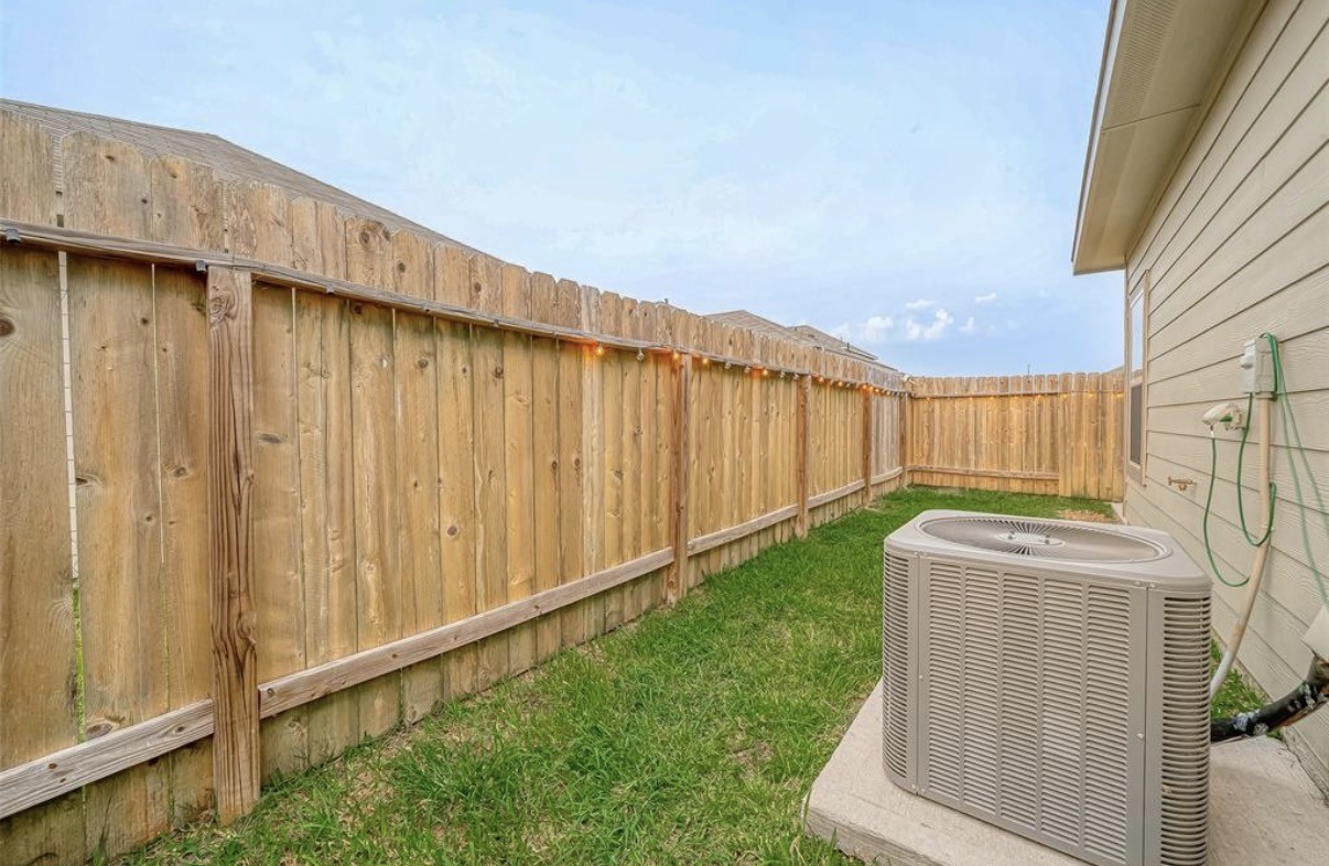 6409 Hollock Meadows Lane Property Photo 23