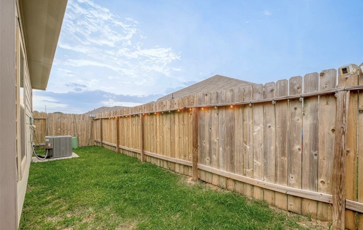 6409 Hollock Meadows Lane Property Photo 24